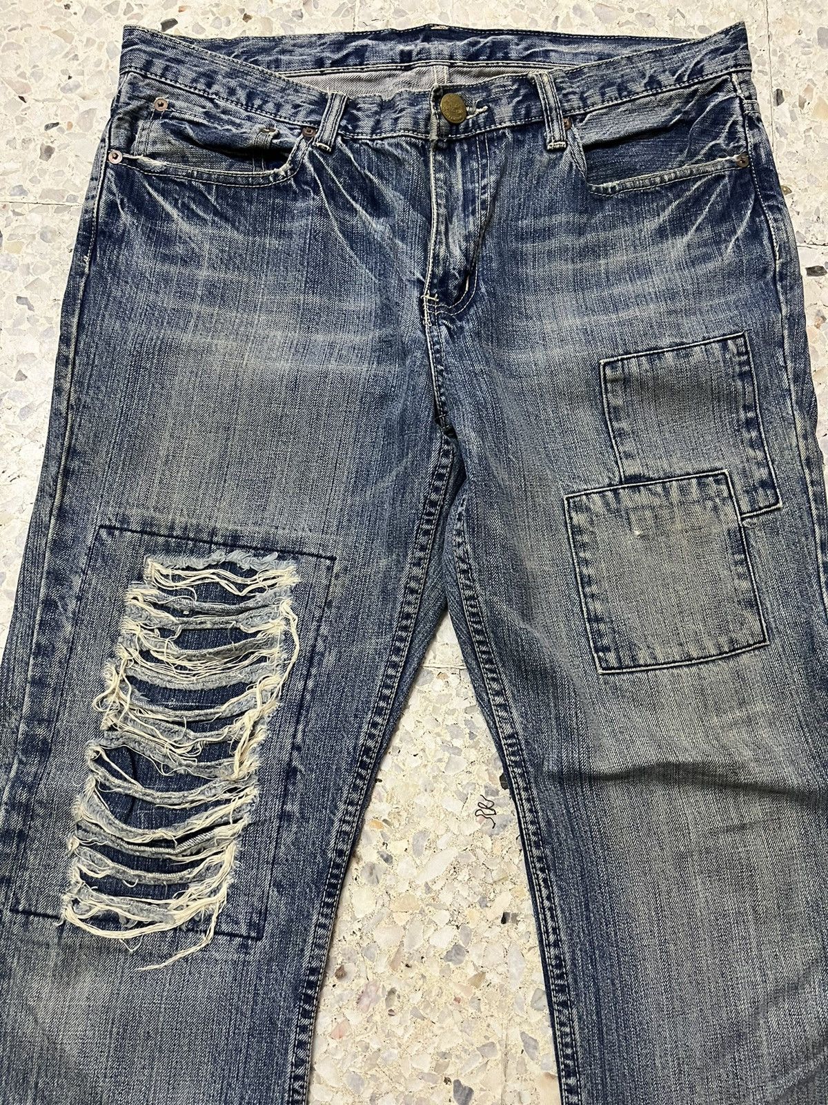 Japanese Brand Japanese brand Takeo kikuchi distress denim style Size US 34 / EU 50 - 2 Thumbnail