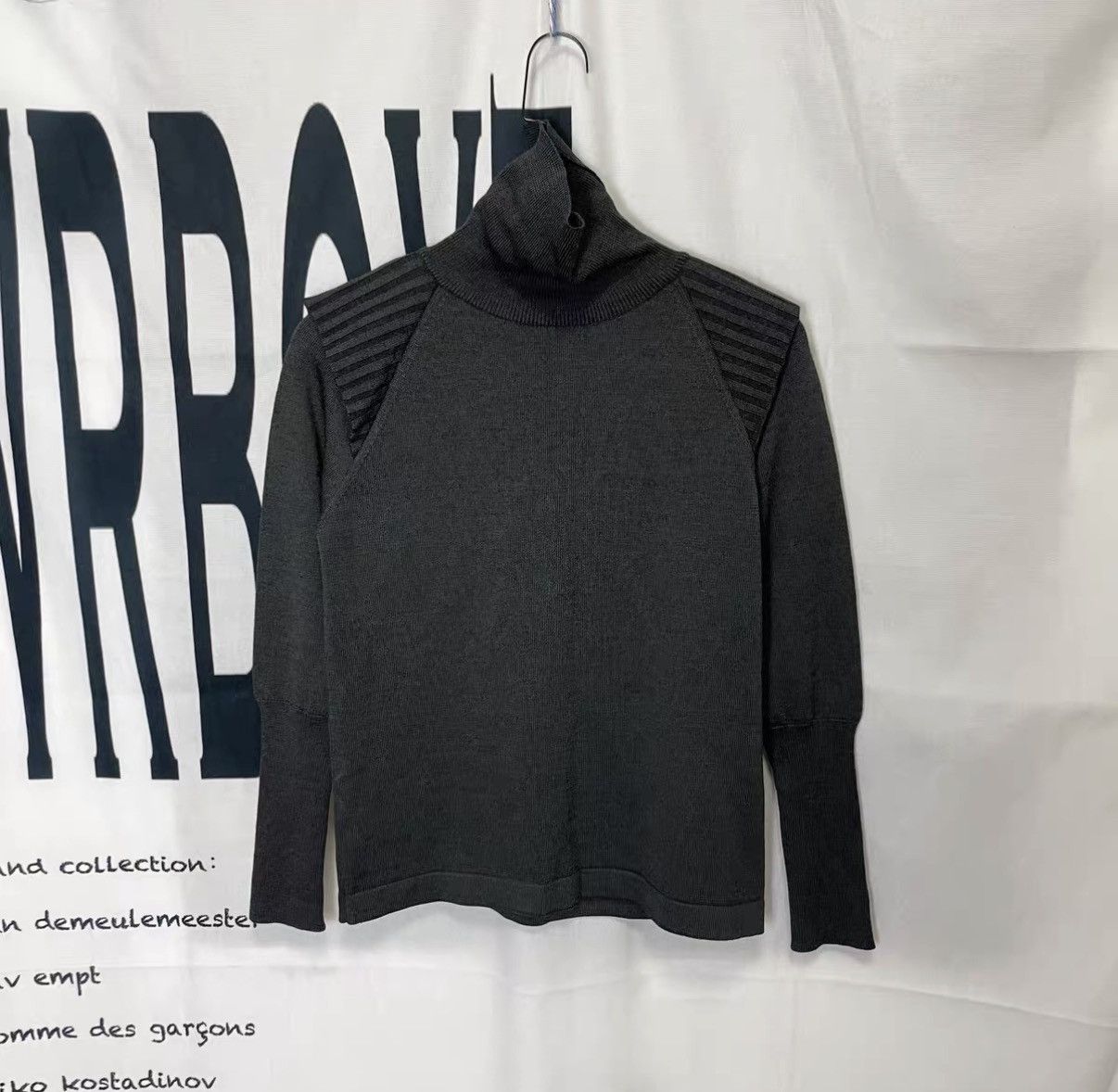 Jean Paul Gaultier Jean Paul Gaultier MAILE Shoulder Padded Sweater J29 Size US L / EU 52-54 / 3 - 4 Thumbnail
