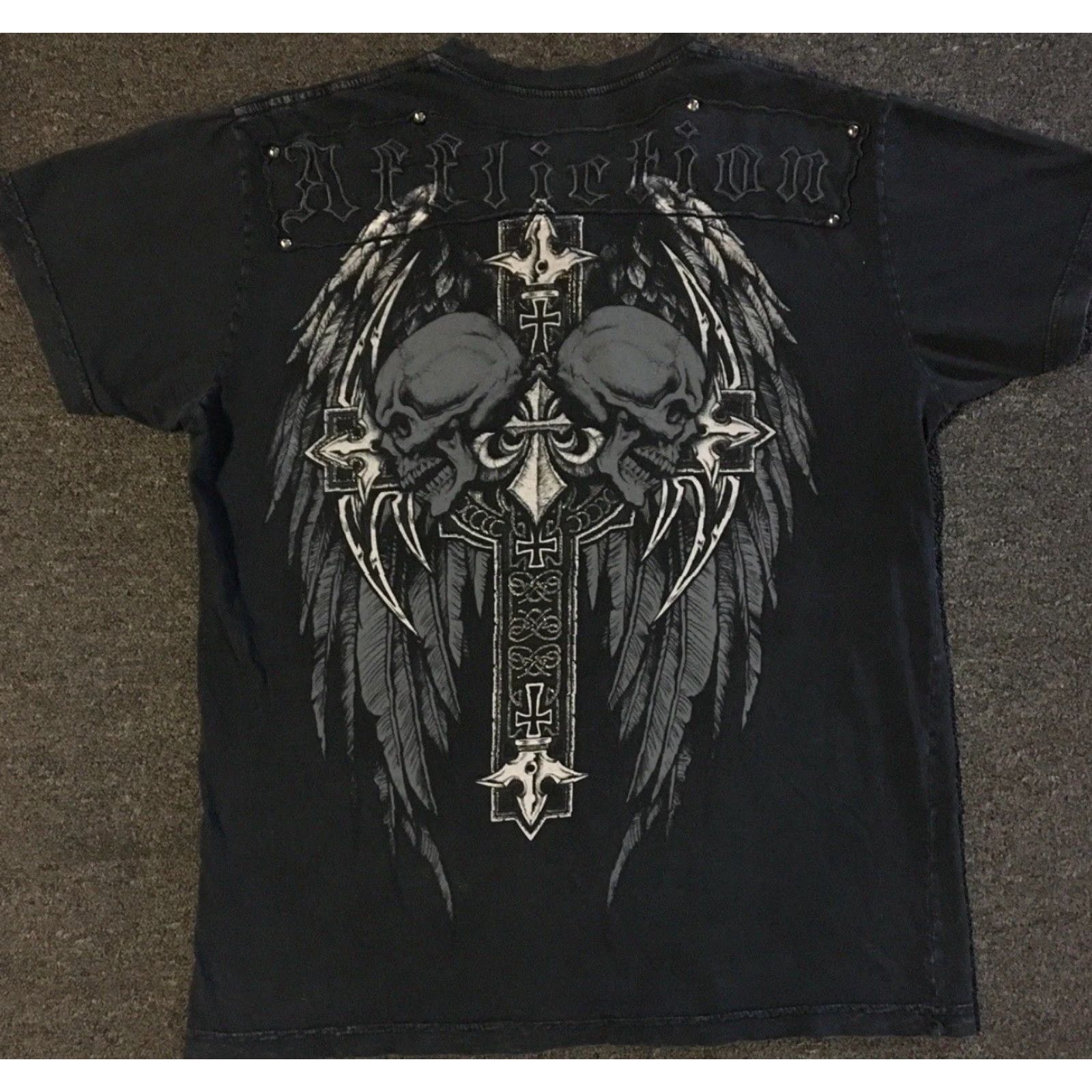 Tapout Vtg Tapout Shirt L Black Skull All Over Print Biker Emo Goth Grunge 80s 90s Harley Punk Rock USA Skate Y2K Cross Studded Men’s T-Shirt Size US L / EU 52-54 / 3 - 2 Thumbnail