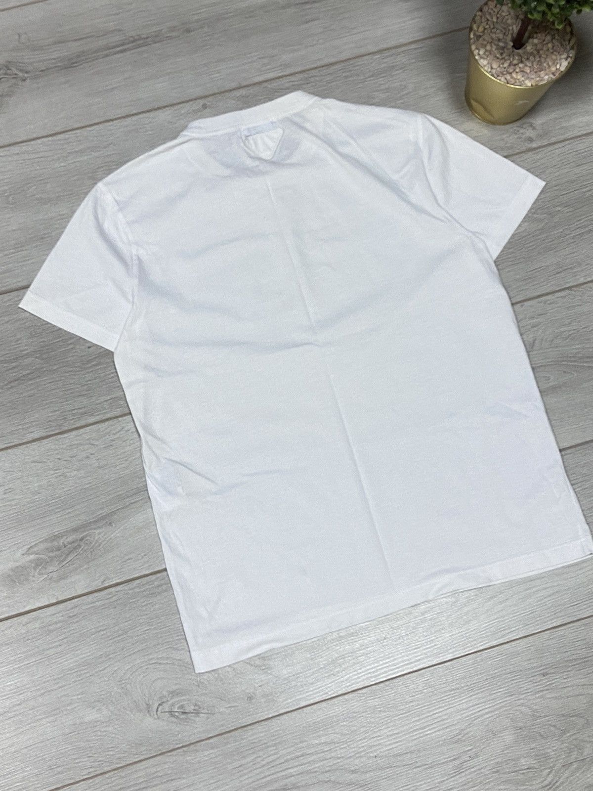 Prada Prada triangle tab logo stripe t-shirt Size US M / EU 48-50 / 2 - 4 Thumbnail