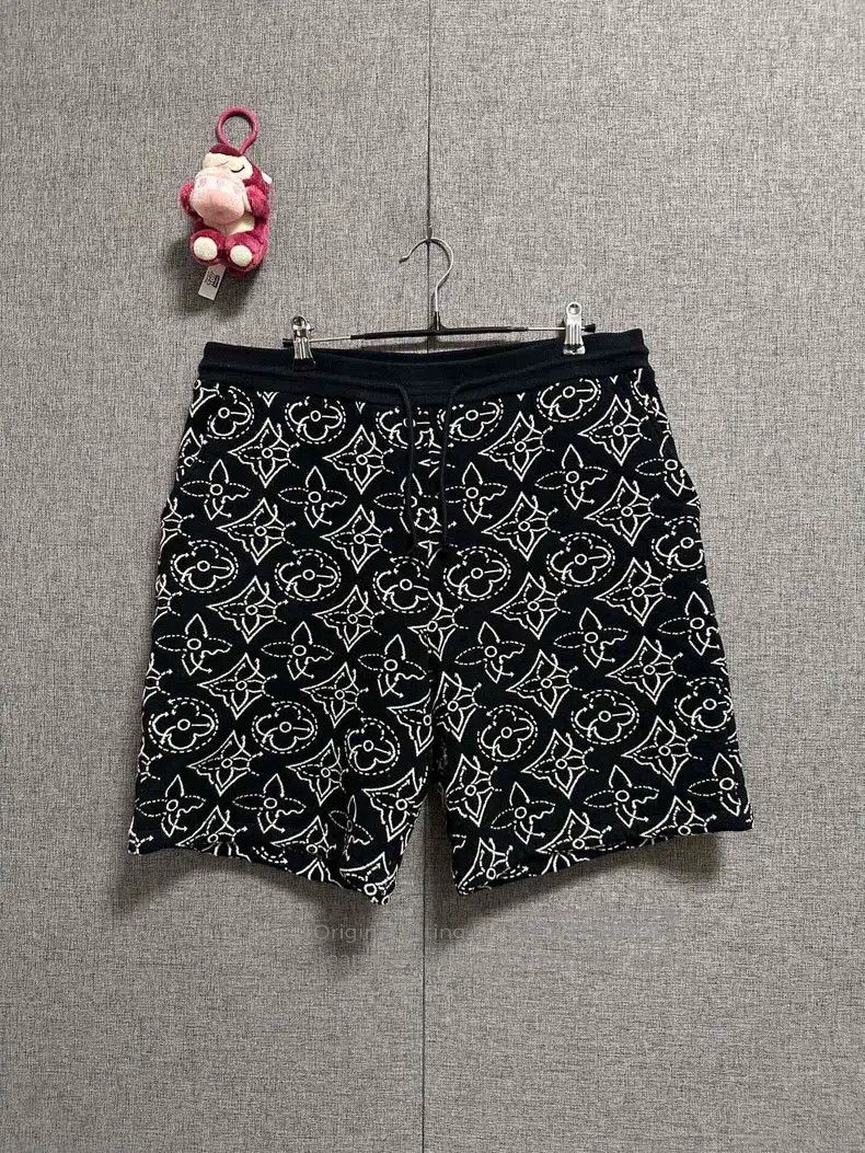 Louis Vuitton Louis Vuitton size xl Three-flower full-print embroidery sh Size US 28 / EU 44 - 1 Thumbnail
