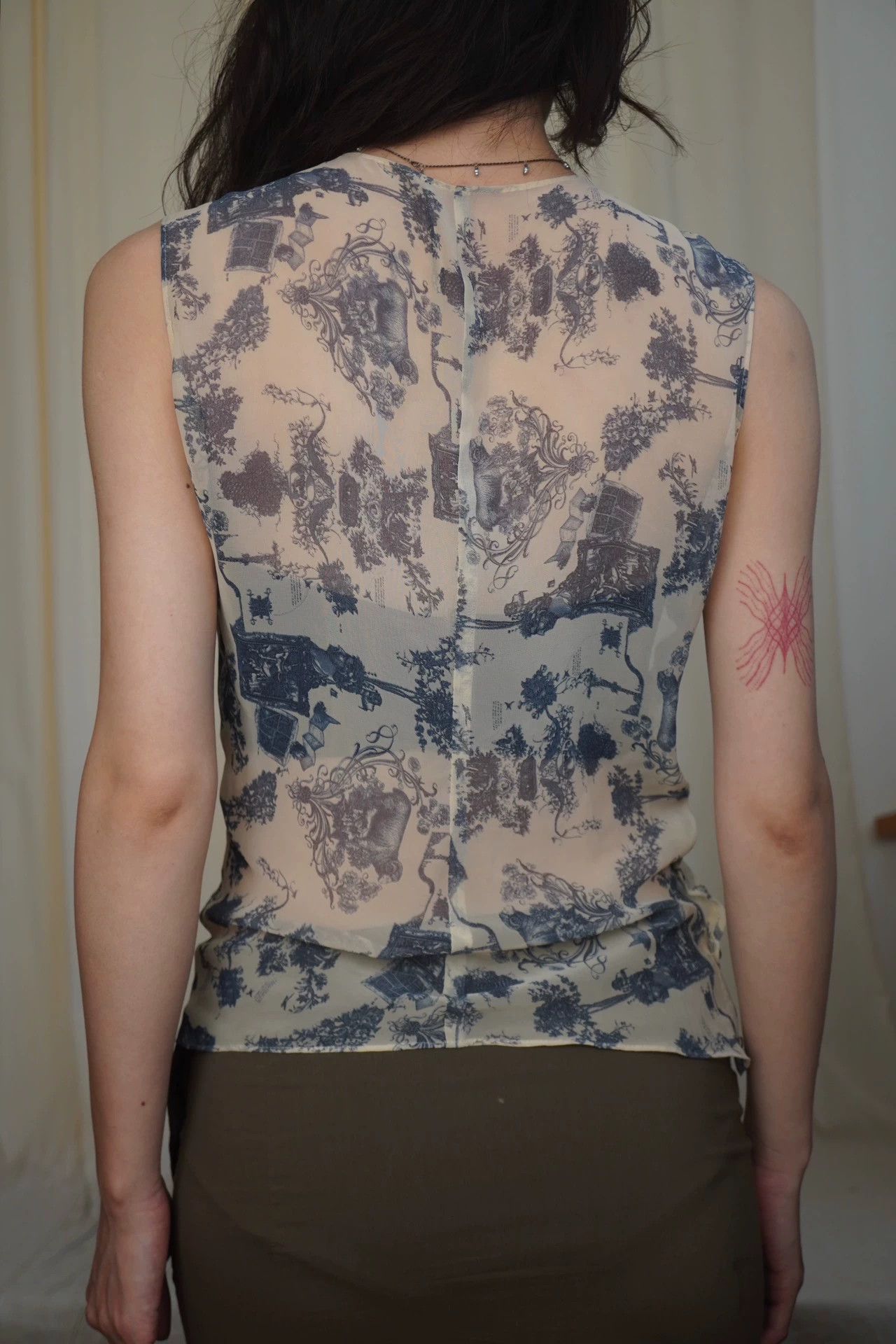 Issey Miyake Issey Miyake 2000s Silk Knot Side-Button Top S (Pink/Blue) Size S / US 4 / IT 40 - 6 Thumbnail