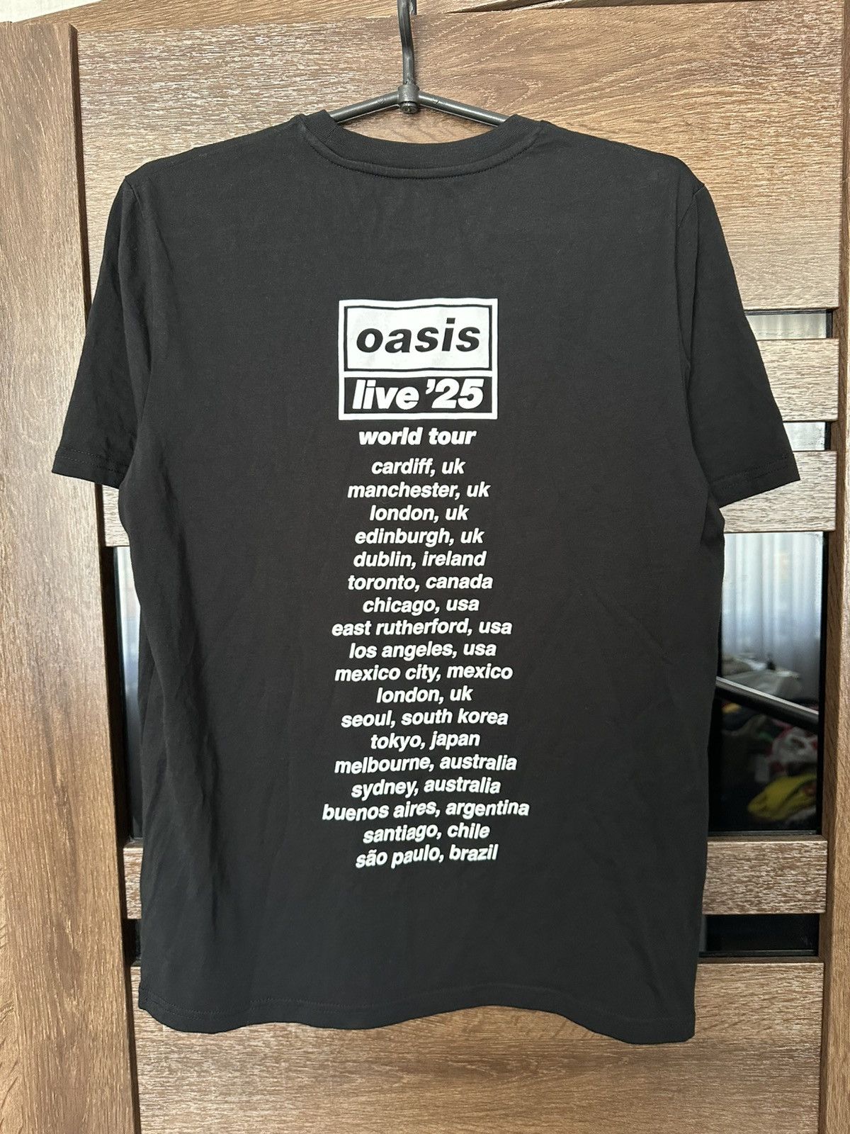 Band Tees Oasis Live 25 Band Tour T-Shirt Tee Vintage Size US S / EU 44-46 / 1 - 7 Thumbnail