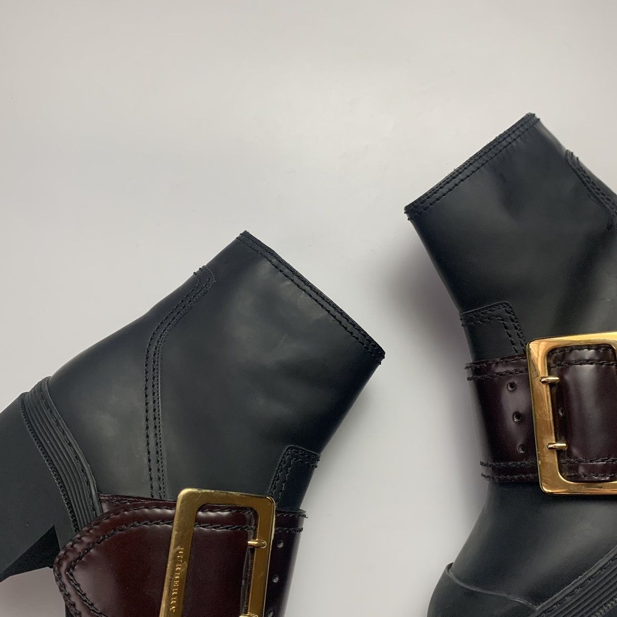 Burberry Burberry Women’s Leather Upper Boots Suede Buckle Ankle Size US 6 / IT 36 - 4 Thumbnail