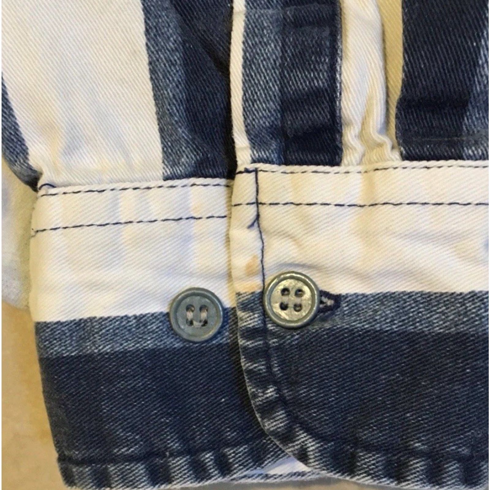 Gotcha VINTAGE 90s Striped Faded Button-Up Shirt L Blue 70s 80s Grunge Surf Skate Beach Vaporwave All Over Print Mens Size US L / EU 52-54 / 3 - 2 Thumbnail