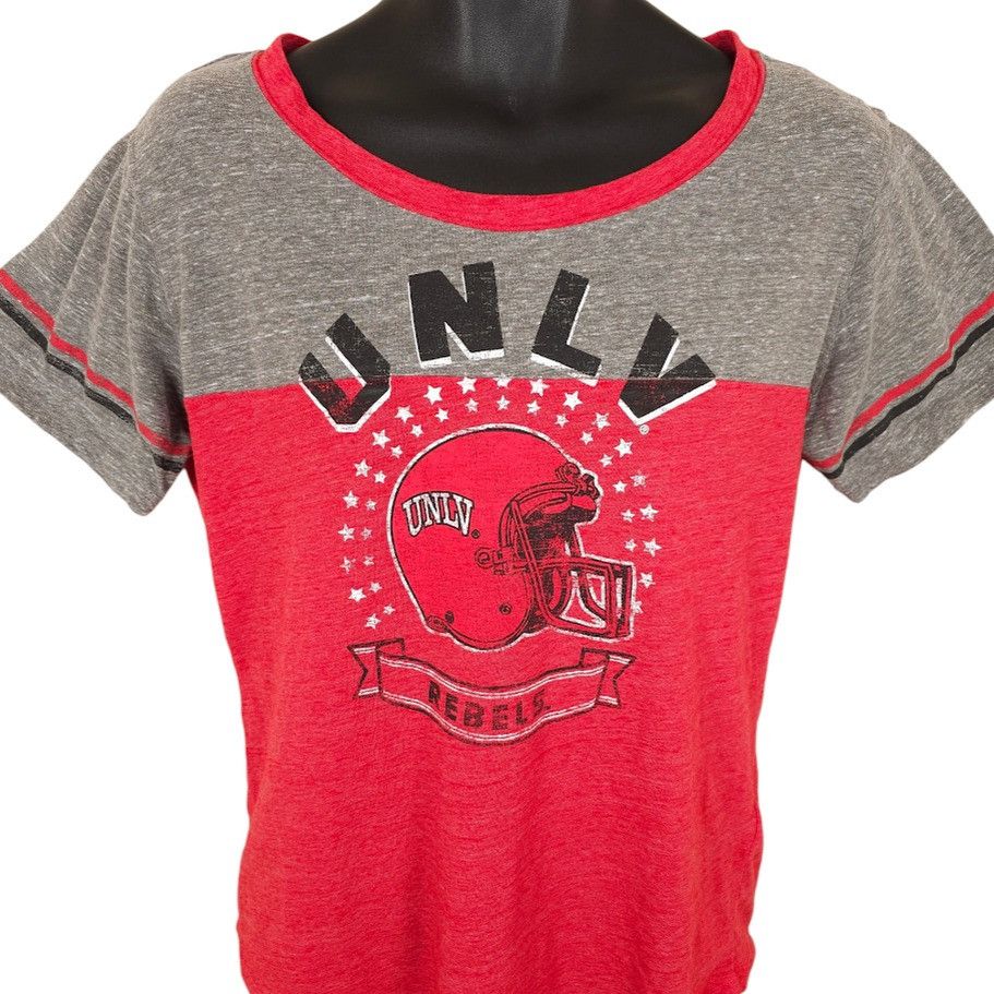 Other UNLV Rebels T Shirt Womens Size XL Red Gray NCAA University Size XL / US 12-14 / IT 48-50 - 1 Thumbnail