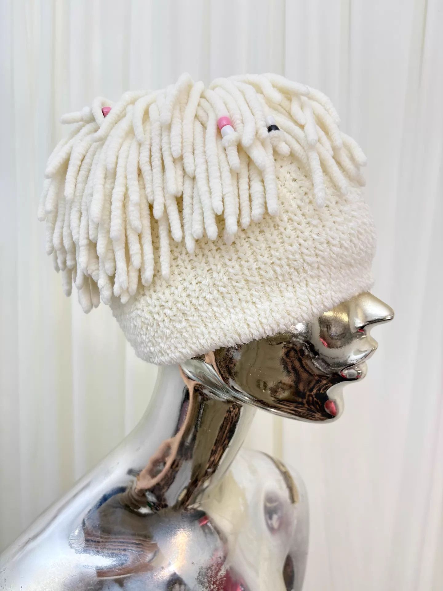 Conte of Florence Conte of Florence Vintage Wig-Style Tassel Knit Hat Size ONE SIZE - 2 Thumbnail