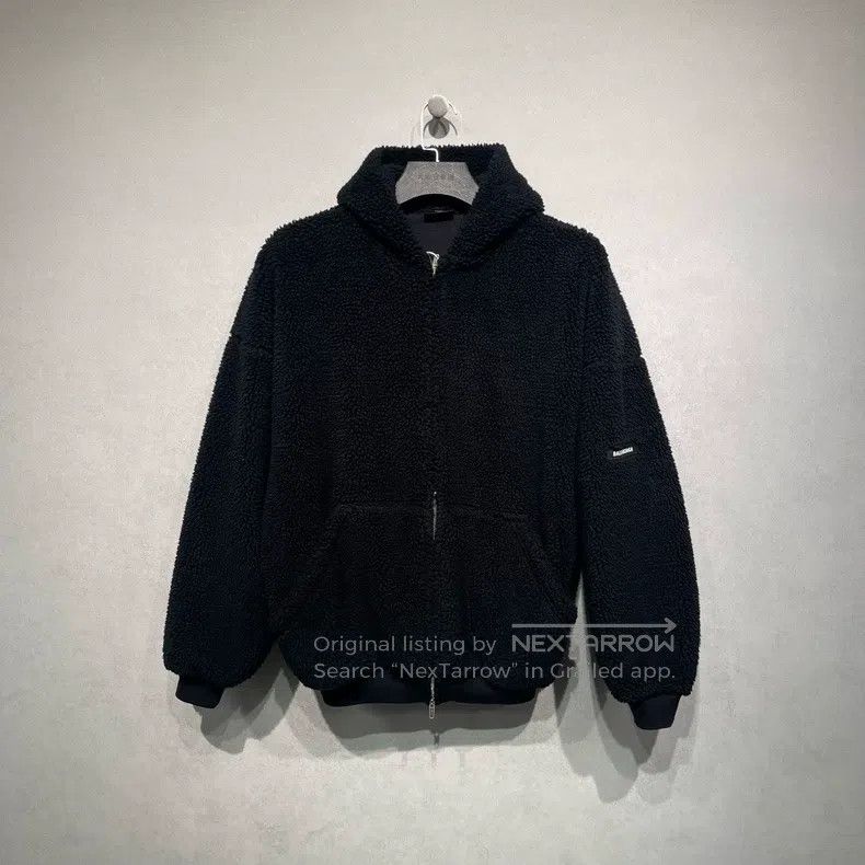 Balenciaga Balenciaga Side logo teddy fleece jacket Size US S / EU 44-46 / 1 - 1 Thumbnail