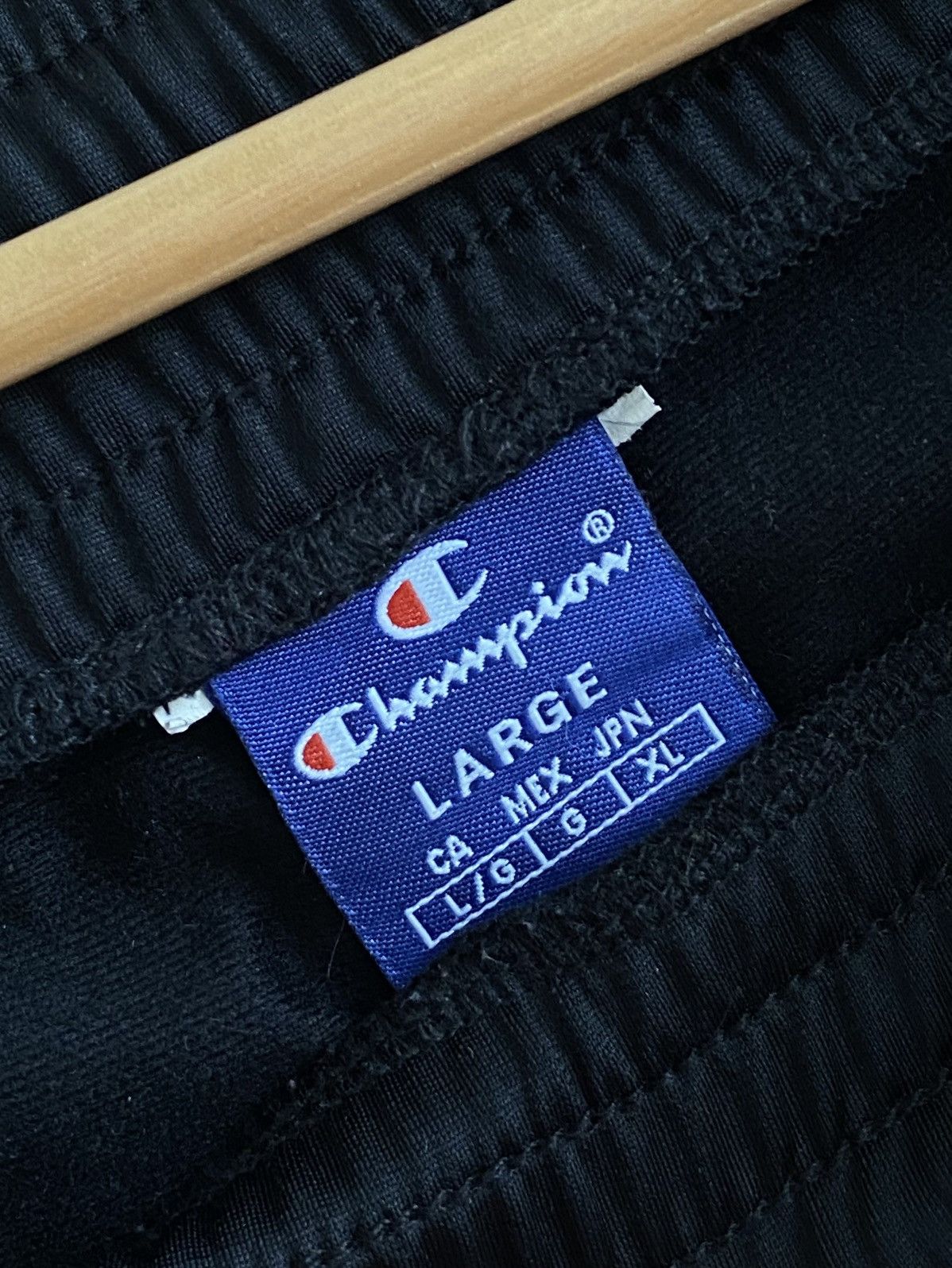 Champion Champion shorts | Sport | Y2K | Size US 34 / EU 50 - 5 Thumbnail
