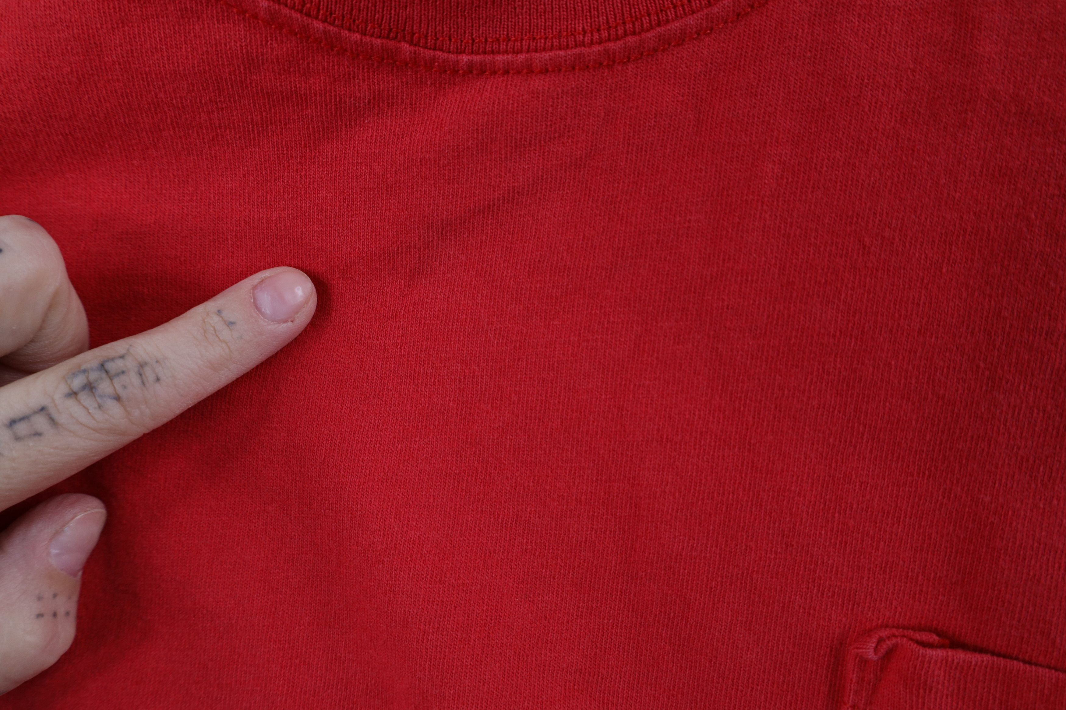 Vintage Vintage 90s Streetwear Fit Pocket T-Shirt Red Cotton USA Size US XL / EU 56 / 4 - 6 Thumbnail