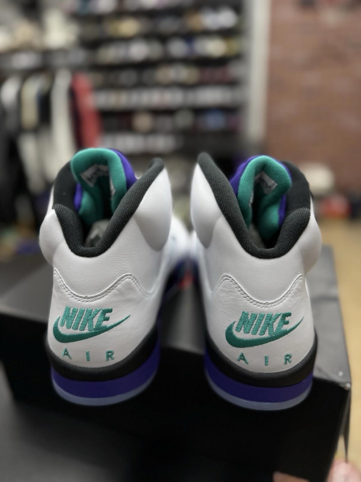 Jordan Brand Nike Air Jordan 5 Retro "Grape" (2025) Mens Size 13 NEW - Size US 13 / EU 46 - 12 Thumbnail