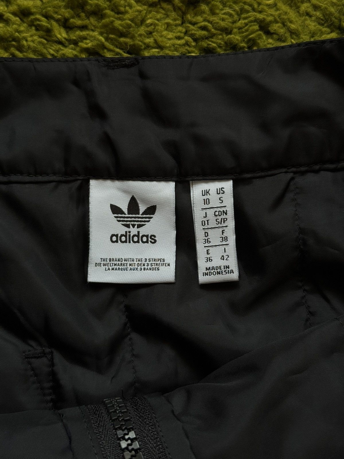 Adidas Adidas quilted nylon mini skirt Size 28" / US 6 / IT 42 - 6 Thumbnail