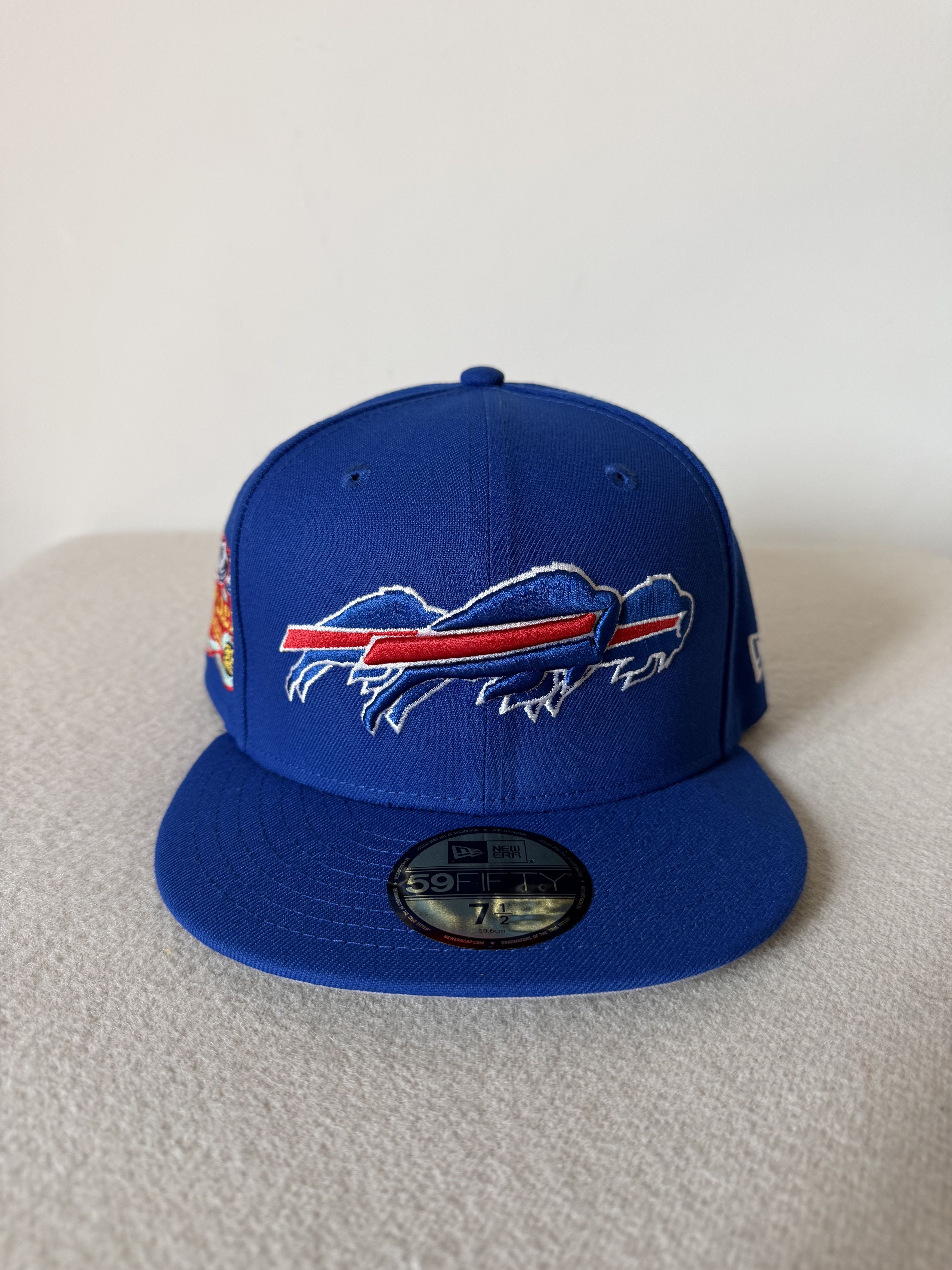New Era 7 1/2 John Geiger New Era Misplaced Buffalo Bills Fitted Size ONE SIZE - 3 Thumbnail