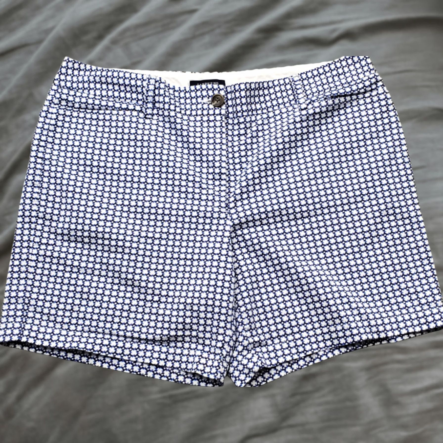 Lands' End Lands' End Chino Shorts Womens 14 Multi Geometric Print Regular Fit Flat Front XS? Size 36" / US 14 / IT 50 - 1 Thumbnail