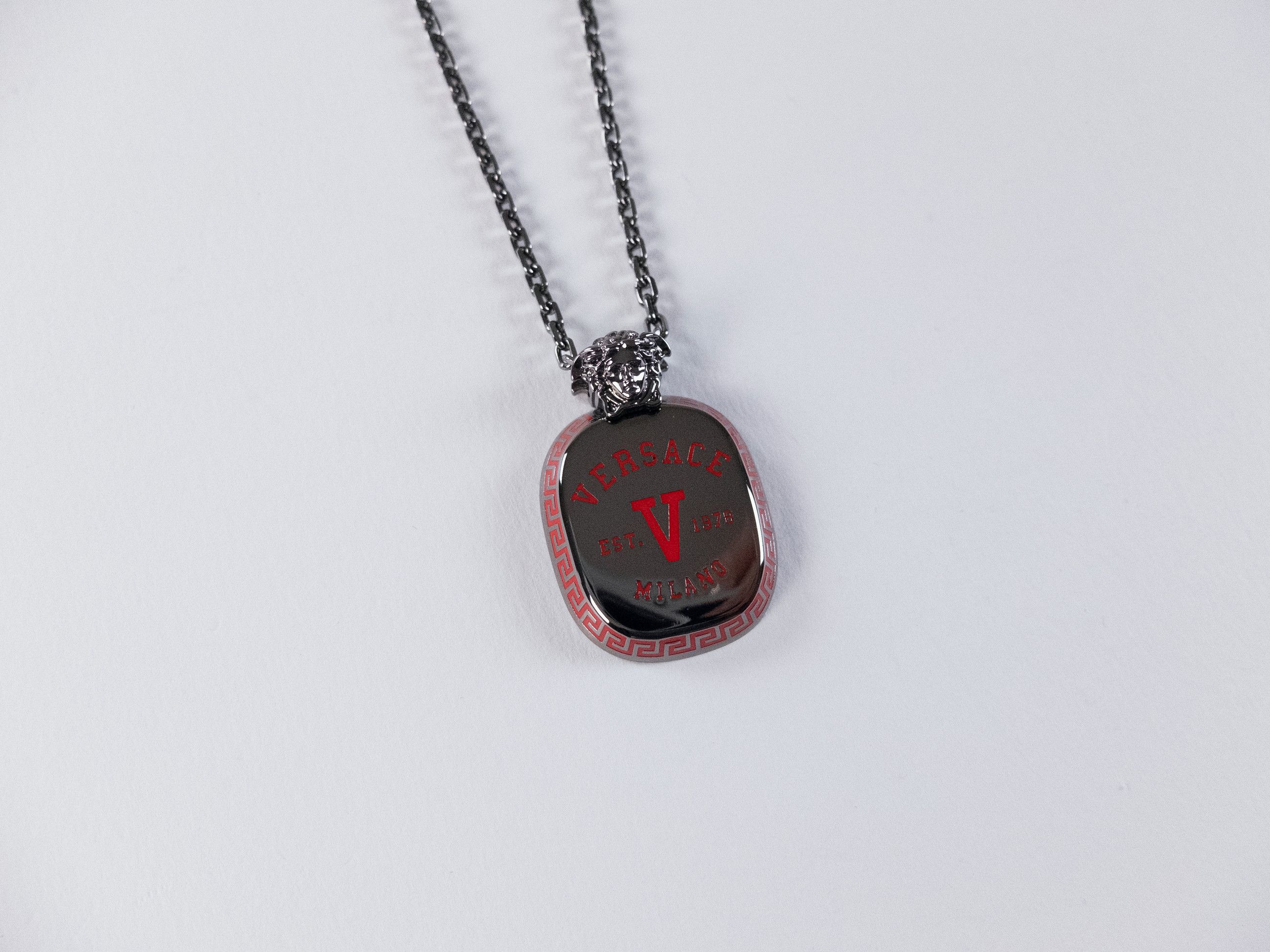 Versace VERSACE Varsity logo pendant metal chain necklace Size ONE SIZE - 4 Thumbnail