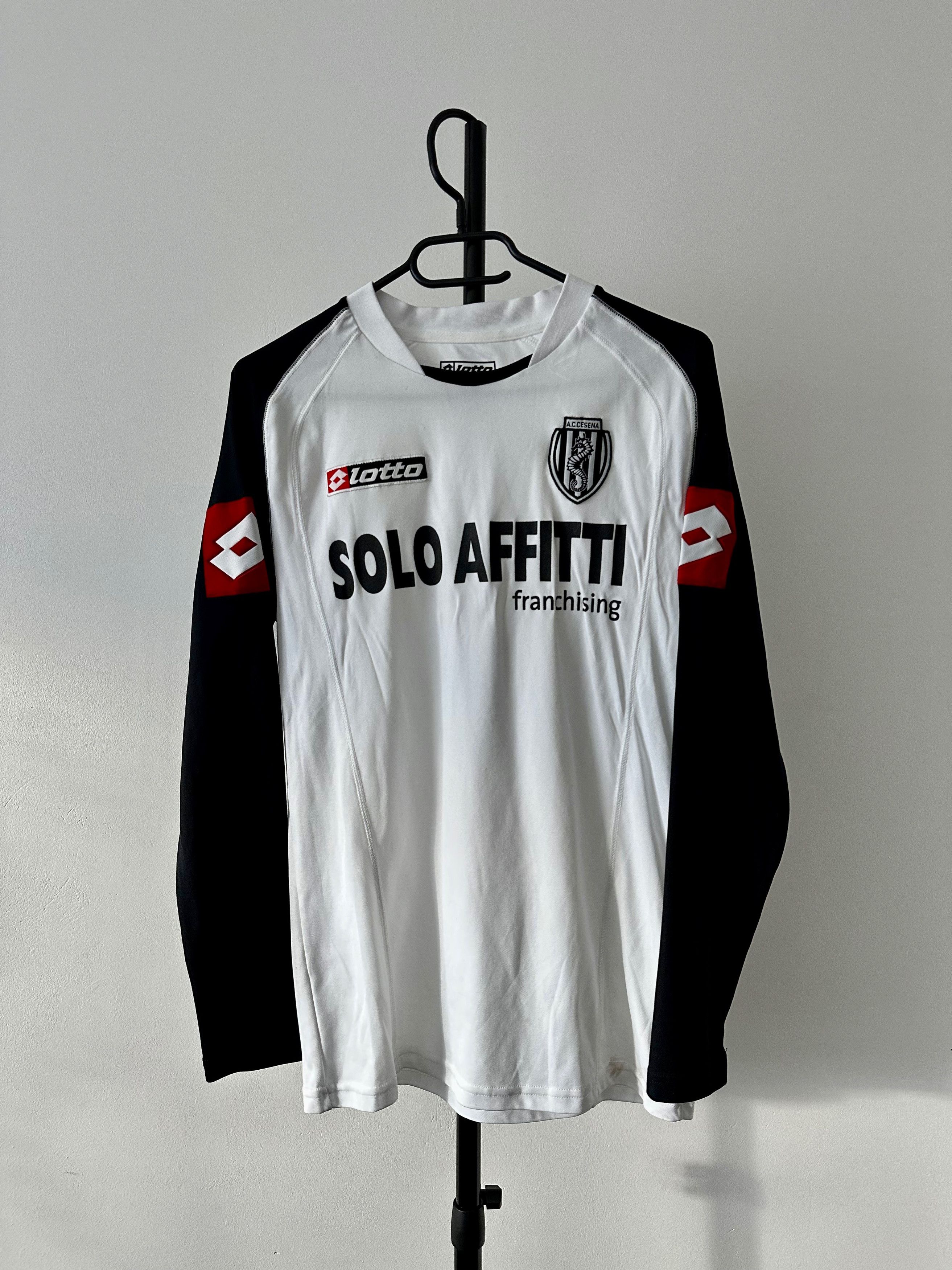 Lotto Sport 2005 Lotto AC Cesena long sleeve jersey soccer football Size US S / EU 44-46 / 1 - 1 Thumbnail