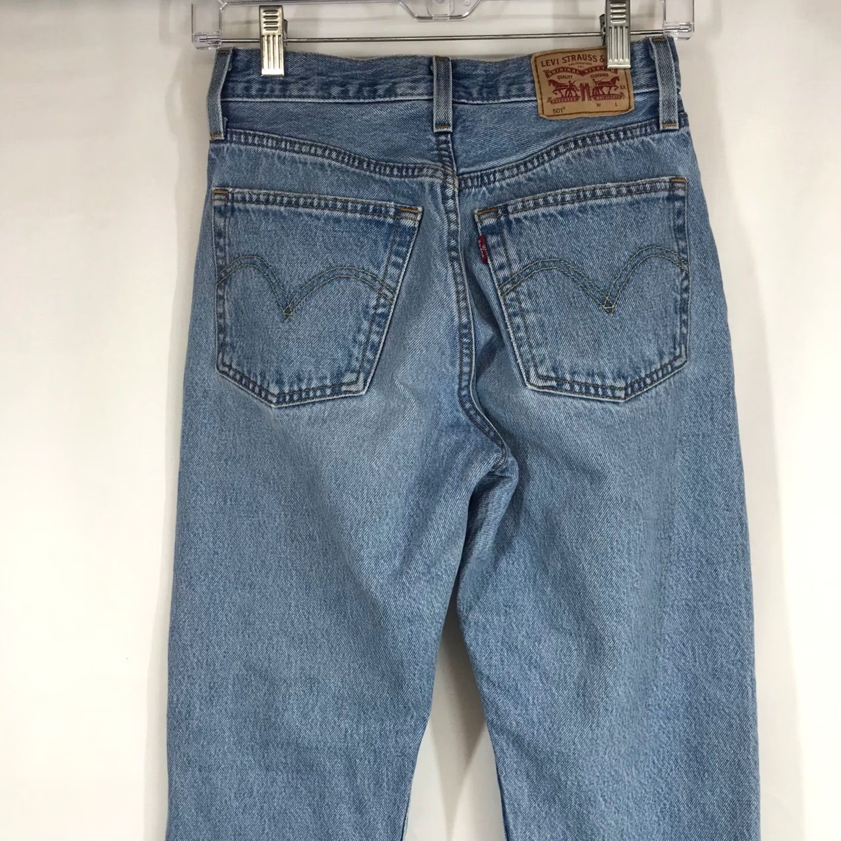 Levi's Levi'S 501 Original Fit Straight Leg Light Wash Blue Denim Jeans W24 L30 - Classic Size 40" / US 18 - 5 Thumbnail