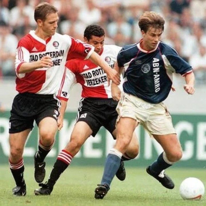 Umbro Ajax Amsterdam 1999-2000 Away Jersey Brian Laudrup 10 Size US L / EU 52-54 / 3 - 10 Thumbnail