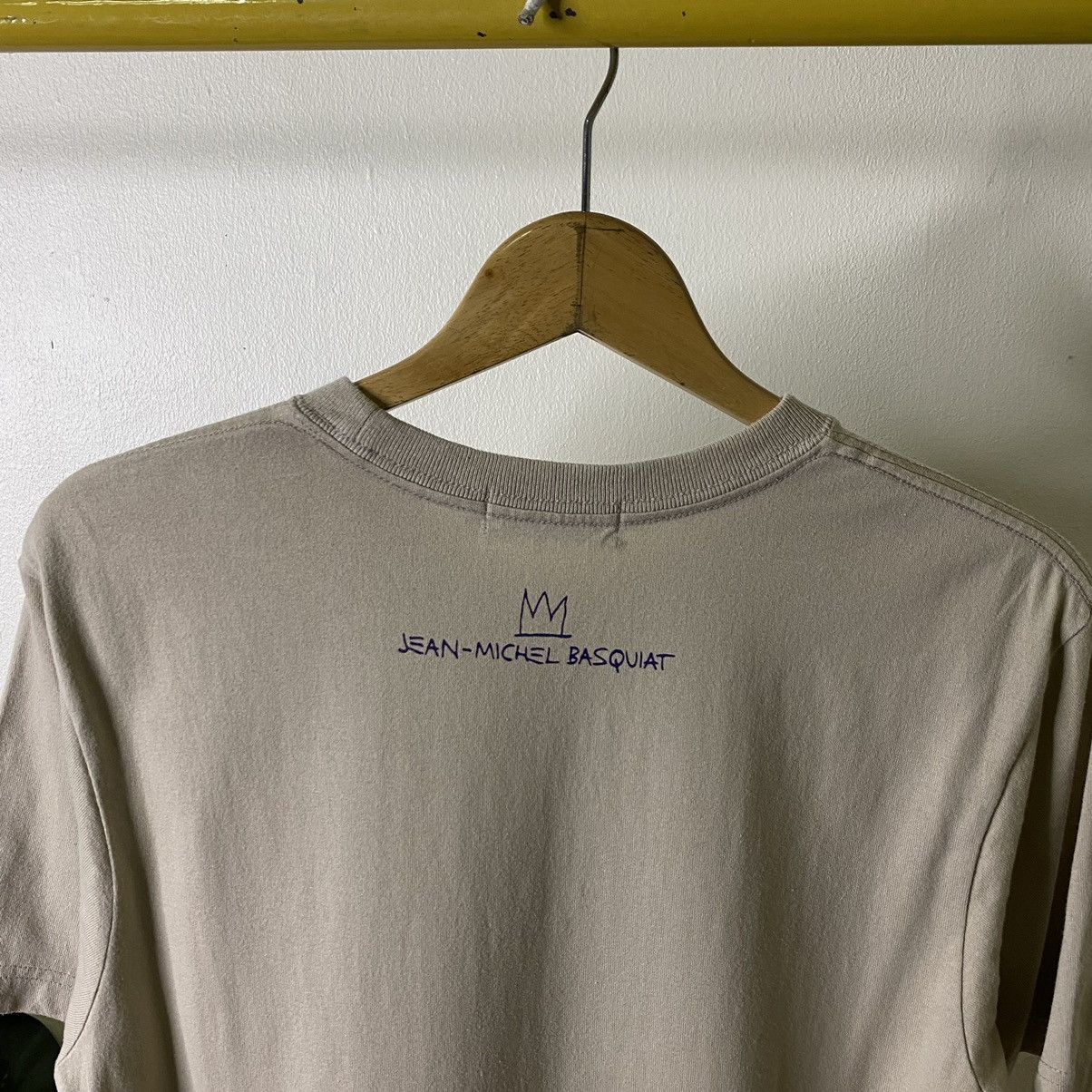 Jean-Michel Basquiat × Vintage Vintage 2000s JMB Art x Uniqlo Collaboration Tee Size US S / EU 44-46 / 1 - 7 Thumbnail
