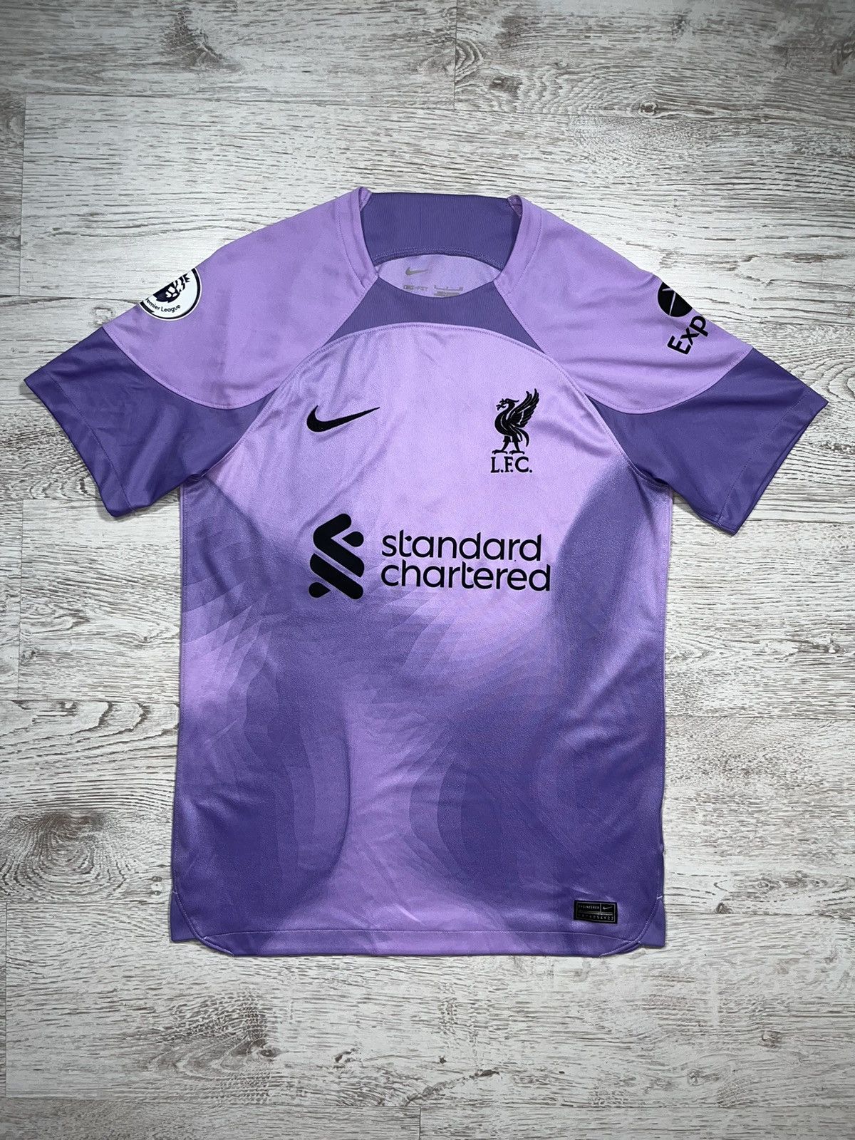 Nike Nike Liverpool #1 A. Becker 2022 2023 Goalkeeper Kit Jersey 