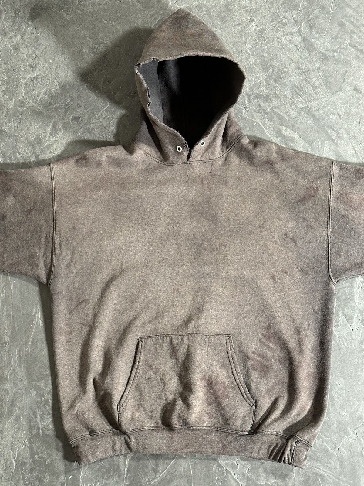 Vintage Faded trashed Hoodie made in America 90s Size US L / EU 52-54 / 3 - 1 Thumbnail