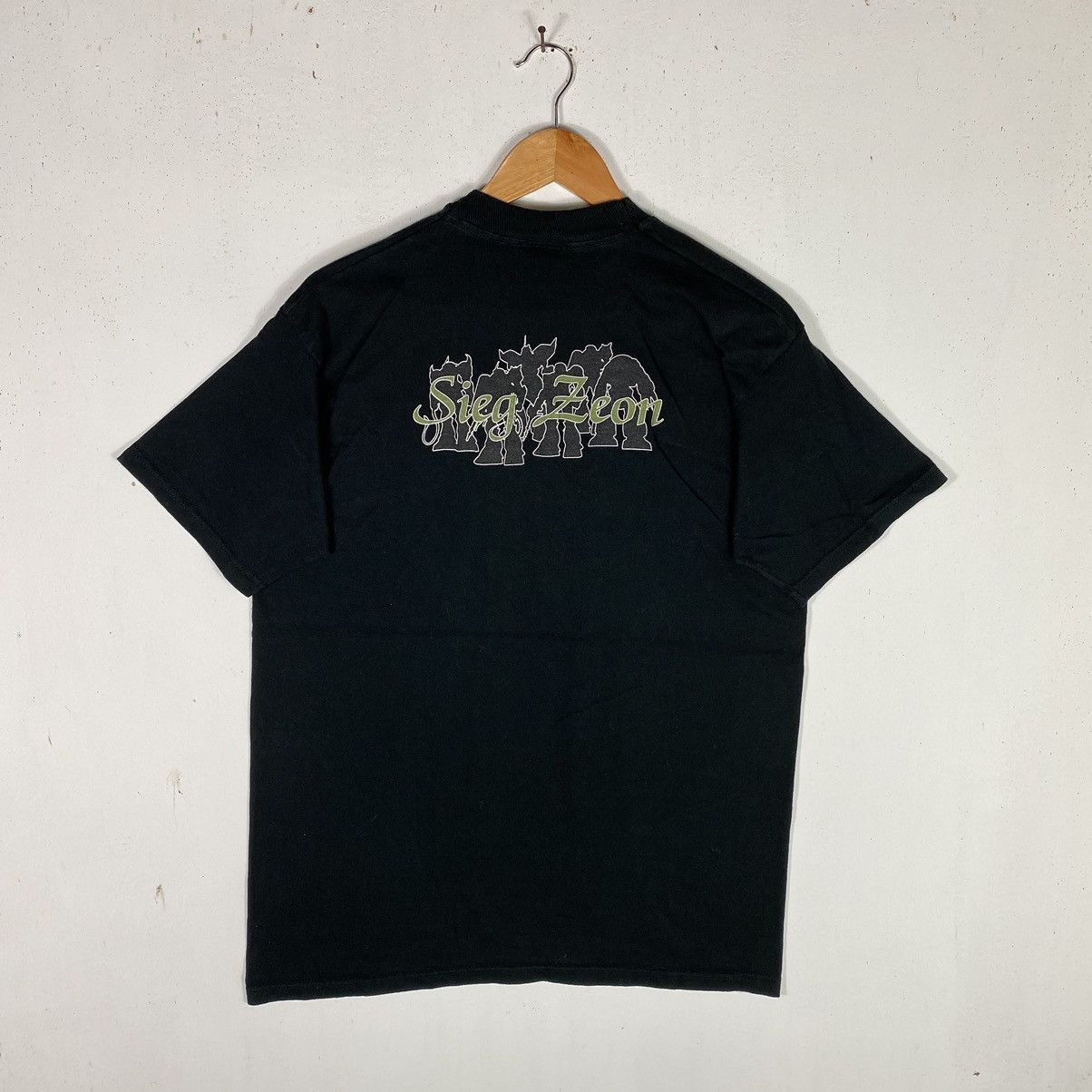 Cartoon Network × Japanese Brand × Vintage VINTAGE 90's GUNDAM SIEG ZEON LOGO ANIME OLD COSPA TEE Size US L / EU 52-54 / 3 - 6 Thumbnail