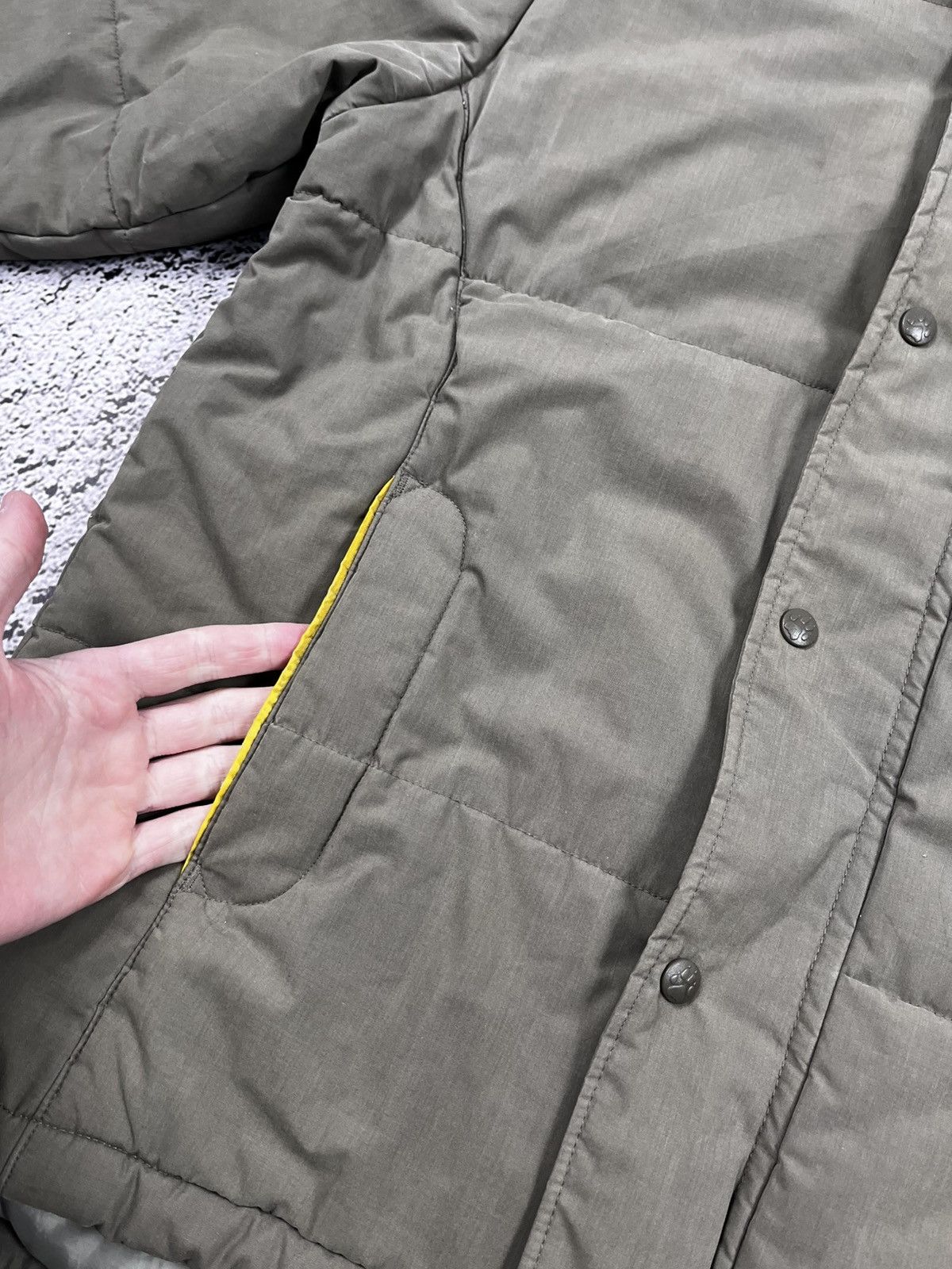 Jack Wolfskin Vintage Y2K Jack Wollfskin puffer down jacket streetwear S Size US S / EU 44-46 / 1 - 7 Thumbnail