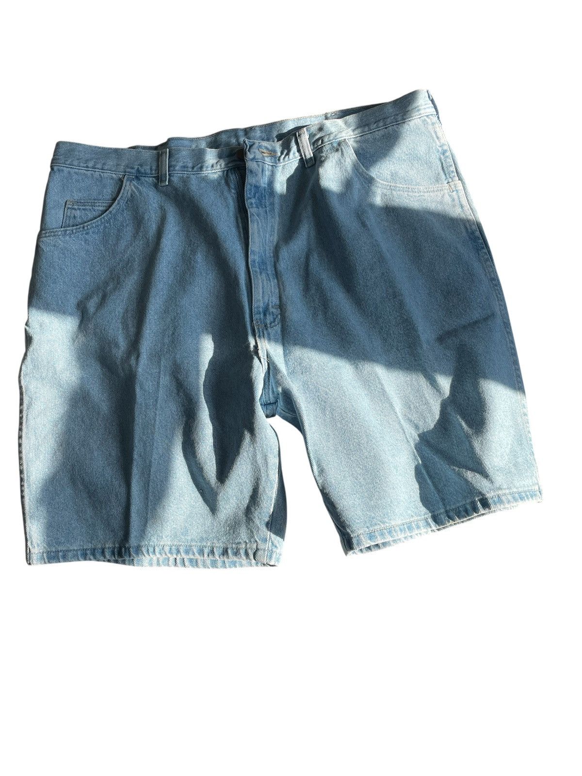 Wrangler Y2K Wrangler Mens light wash denim jorts shorts baggy 42 Size US 42 / EU 58 - 1 Thumbnail