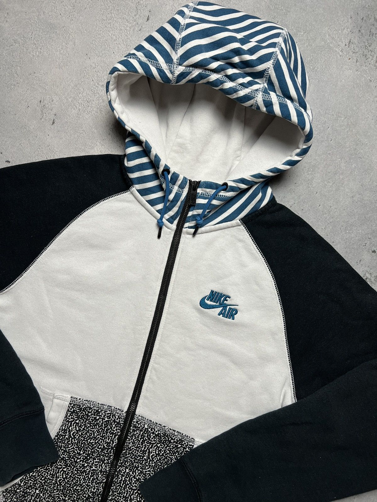 Nike Zip-Up Hoodie Nike Vintage center logo swoosh Travis Style Size US S / EU 44-46 / 1 - 5 Thumbnail