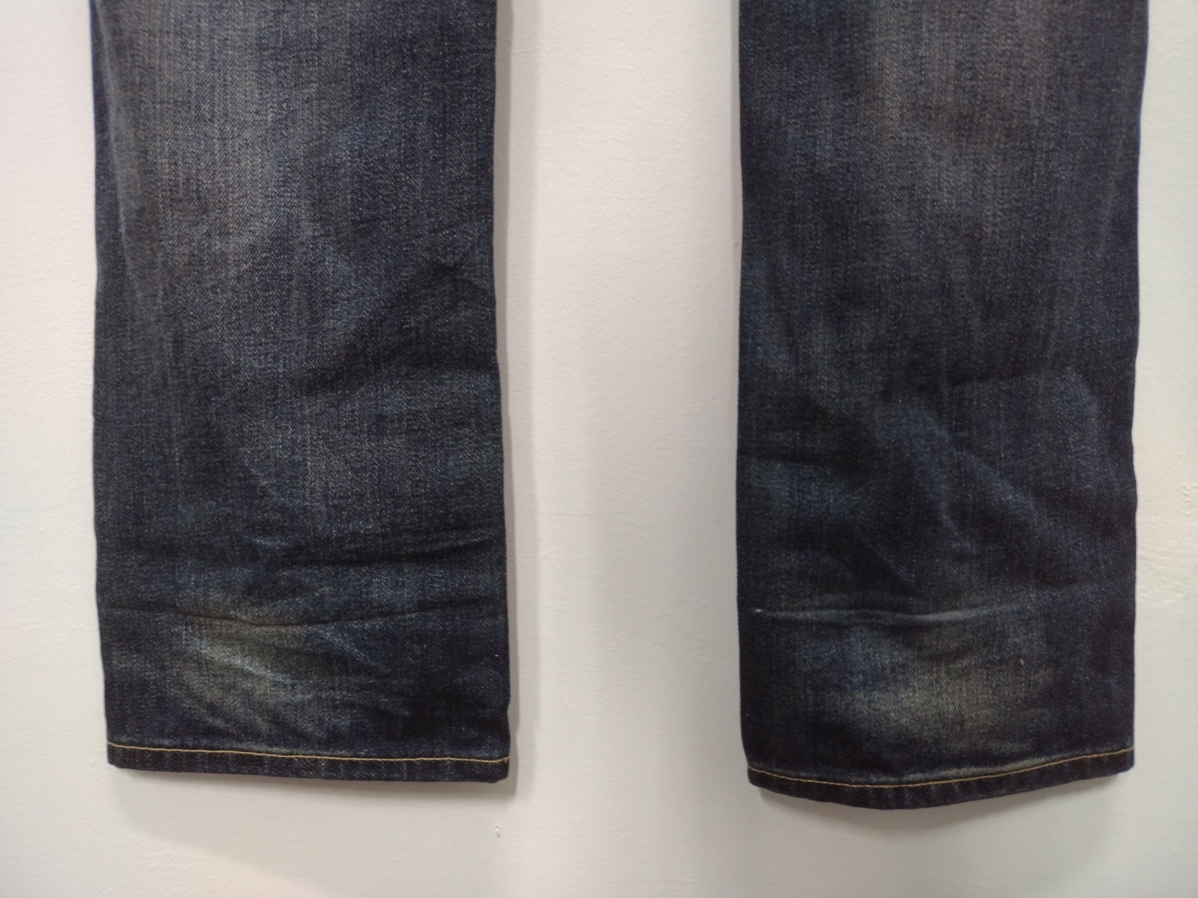 Japanese Brand × Jun Takahashi × Uniqlo Big Size Uniqlo Nice Faded Patina Regular Fit Jeans Size US 40 / EU 56 - 15 Thumbnail