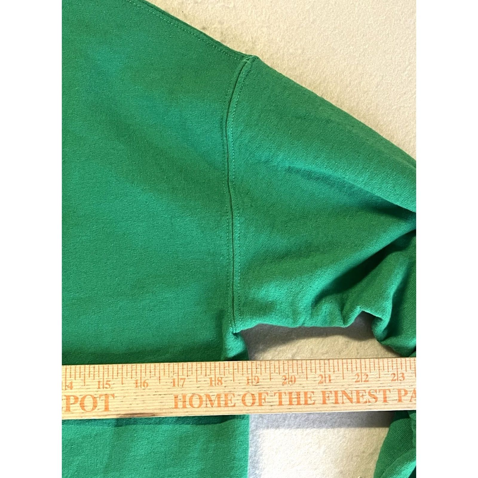 Gildan Gildan Sweatshirt Women Cropped Green S Small Graphic Lucky Charm Shirt Womens Size S / US 4 / IT 40 - 3 Thumbnail
