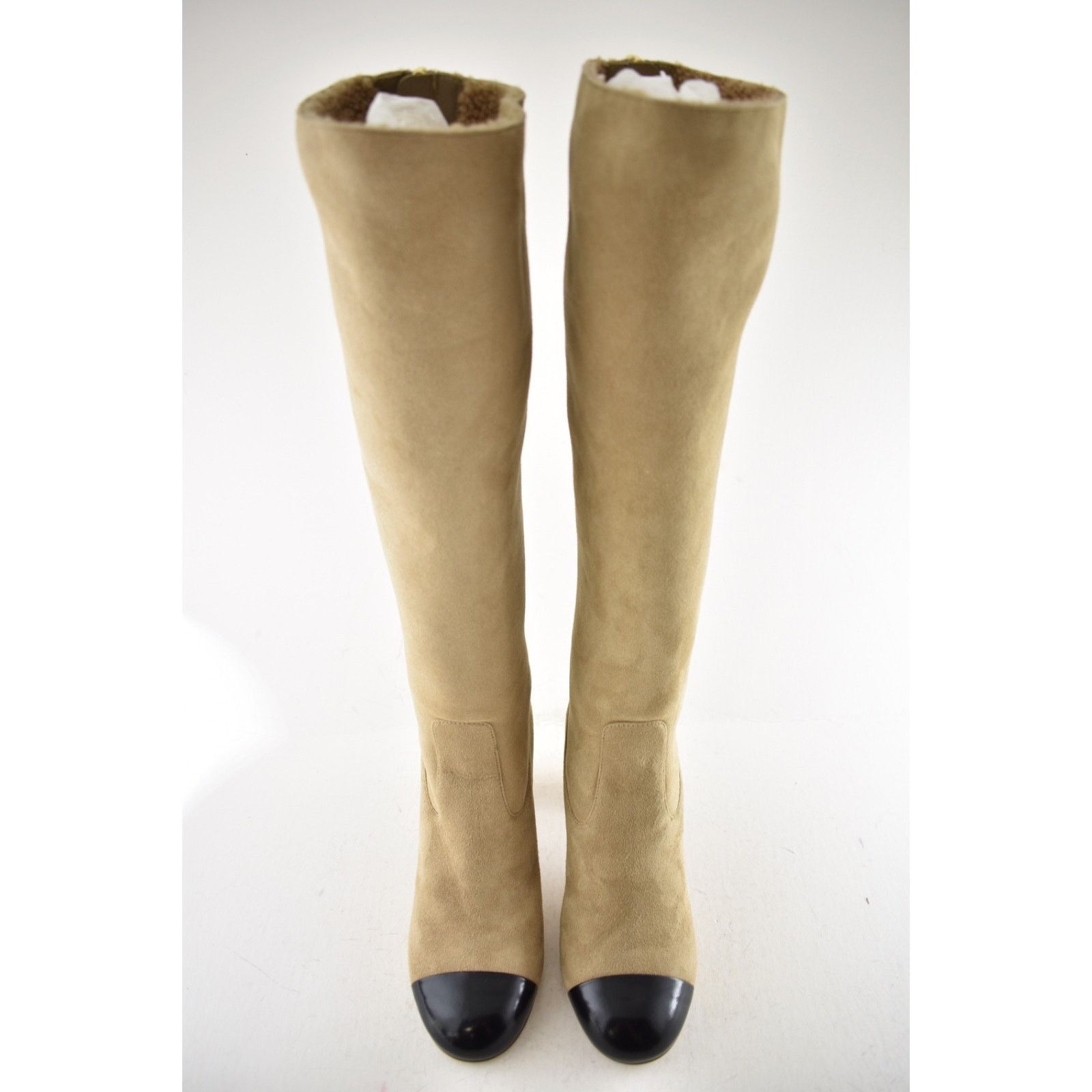 Chanel Chanel 24K Beige Suede Shearling CC Knee High Boots 37.5 Size US 7.5 / IT 37.5 - 15 Thumbnail