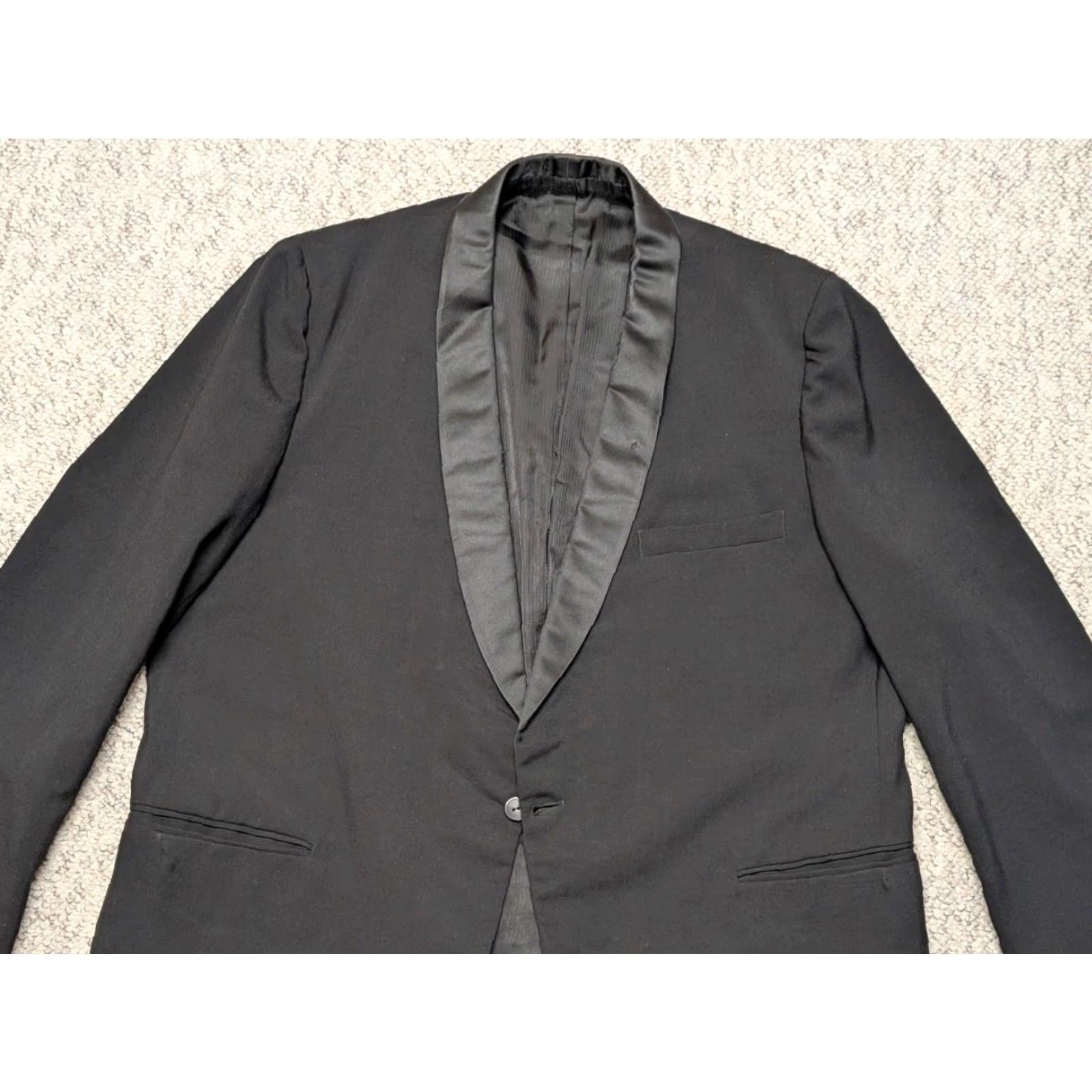 Vintage VINTAGE black wool SHAWL tuxedo blazer 44R Mens One-Button Vented 1960s Formal Craft Slim Classic fit Size 44R - 3 Thumbnail