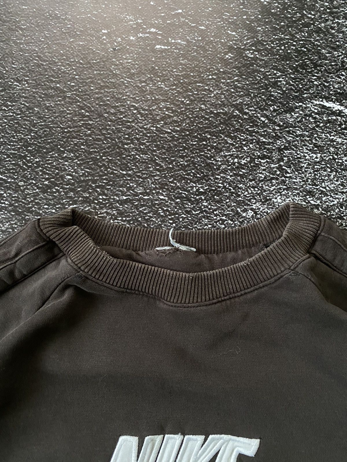Nike NIKE VINTAGE CENTER LOGO OVERSIZE DISTRESSED FADED SWEATSHIR Size US L / EU 52-54 / 3 - 4 Thumbnail