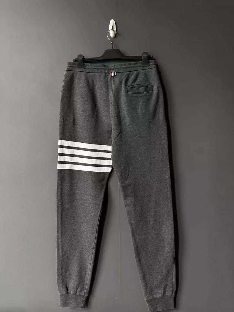 Thom Browne Thom Browne Size 3 Dark gray knitted sweatpants 2505-Nexta Size US 31 - 2 Thumbnail