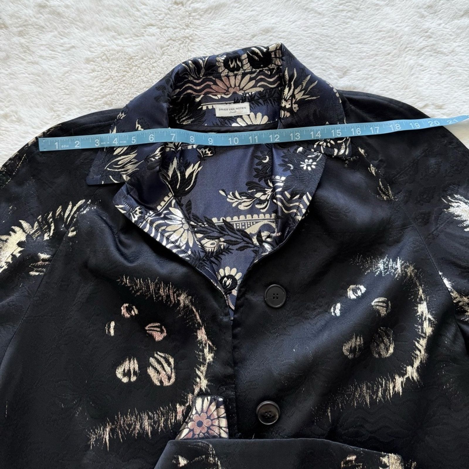 Dries Van Noten Dries Van Noten silk/wool printer coat size S Retail 3600$ Size S / US 4 / IT 40 - 12 Thumbnail