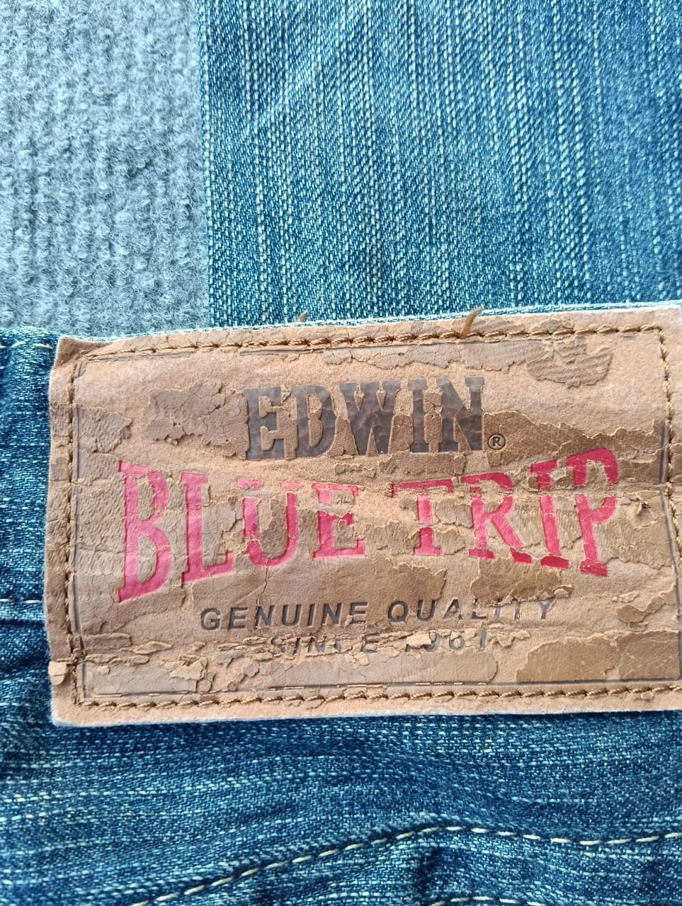 Edwin EDWIN Blue Trip Faded Wash Flare Bootcut Denim Jeans. Size US 32 / EU 48 - 8 Thumbnail