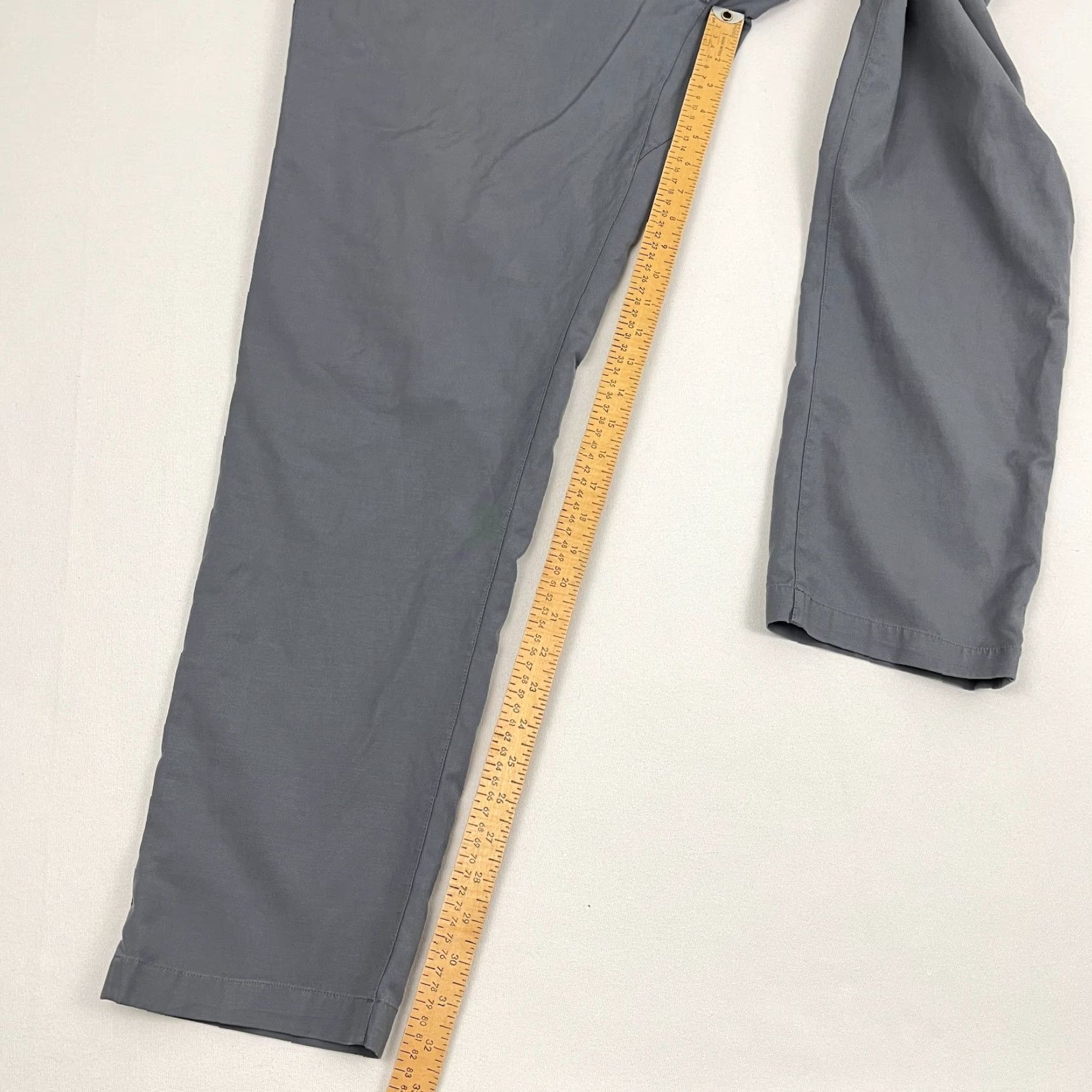 Lululemon Lululemon Commission Pant Mens 40 x 33 Gray Qwick Chino Travel Commute Golf Prep Size US 40 / EU 56 - 5 Thumbnail