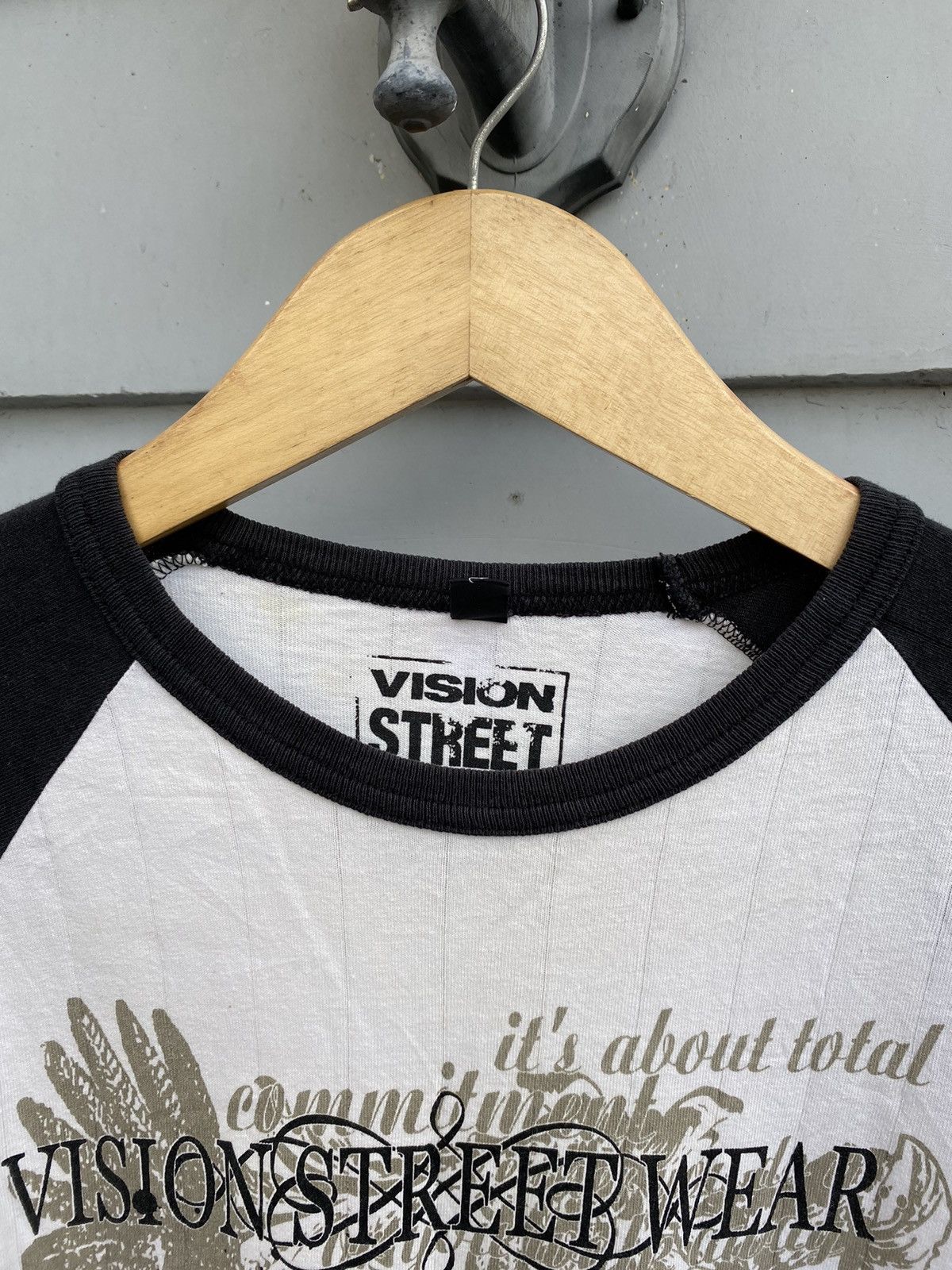 Japanese Brand Vision Street Wear Skull Label & Eagle Poem Graphic Raglan Size US L / EU 52-54 / 3 - 2 Thumbnail