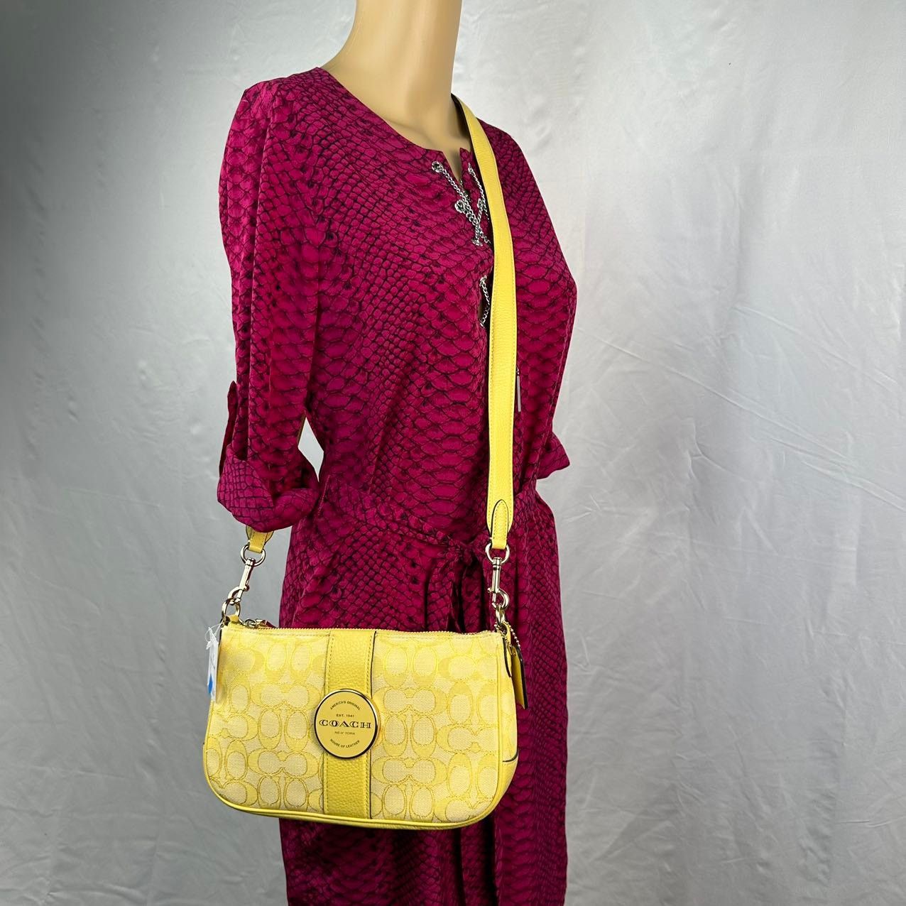 Coach COACH C8306 Lonnie Baguette In Signature Jacquard Size ONE SIZE - 1 Thumbnail