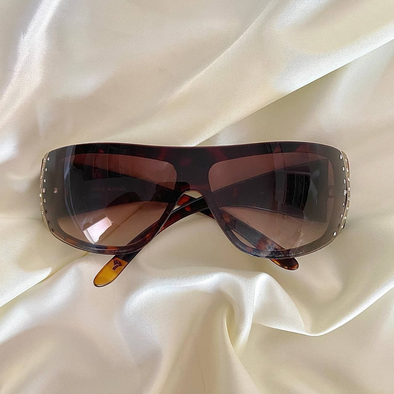 Steve Madden Vintage Steve Madden y2k sunglasses Size ONE SIZE - 5 Thumbnail