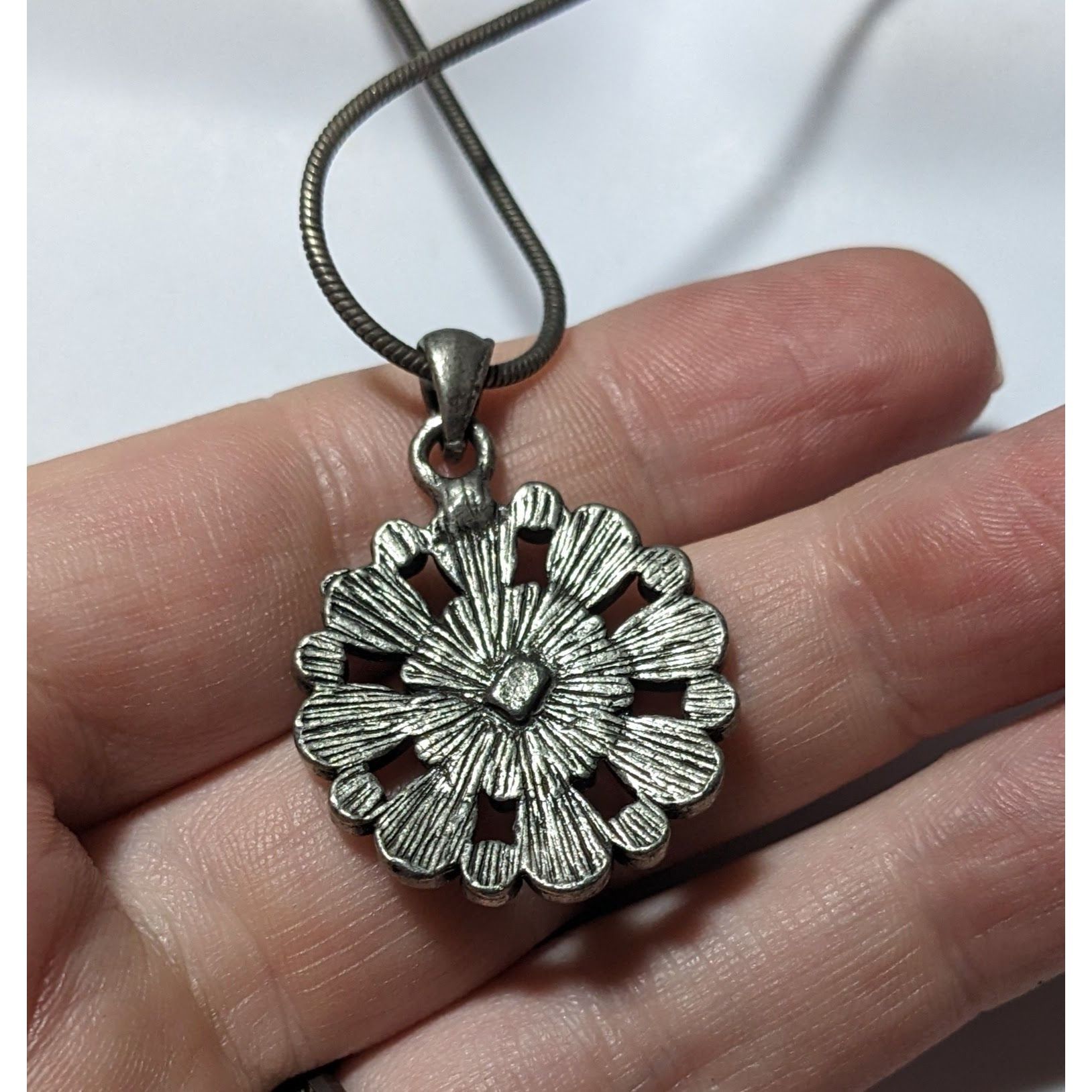 Other Gothic Floral Cateye Gem Pendant Necklace Size ONE SIZE - 6 Thumbnail