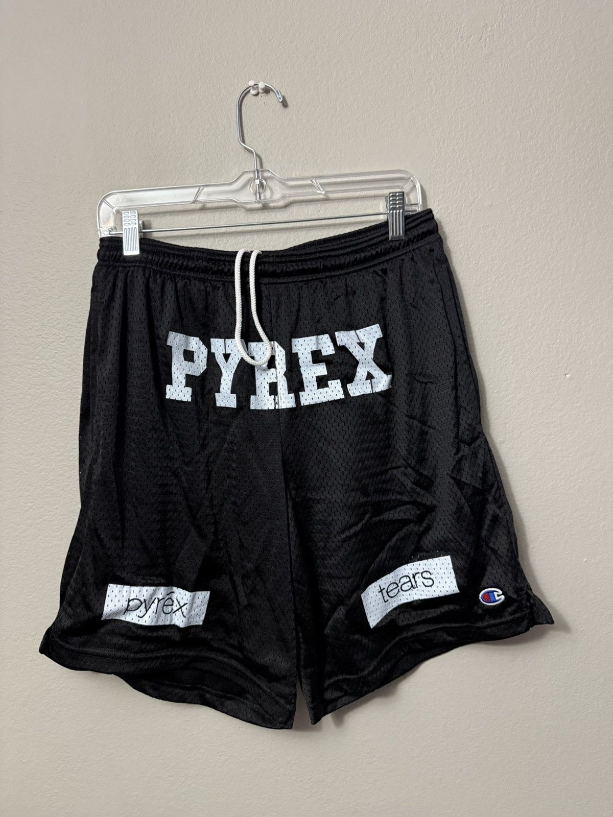 Champion × Pyrex Vision × Virgil Abloh Champion x Pyrex vision