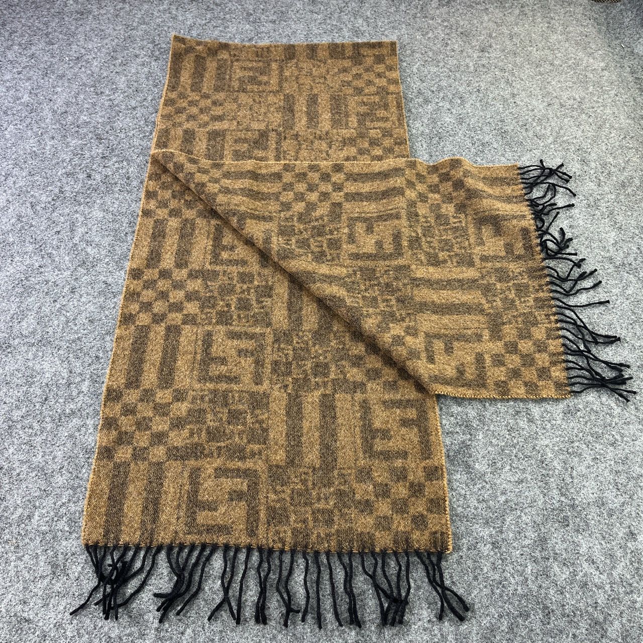 Fendi Fendi FF Logo Scarf / Muffler / Neckwear T417 Size ONE SIZE - 3 Thumbnail