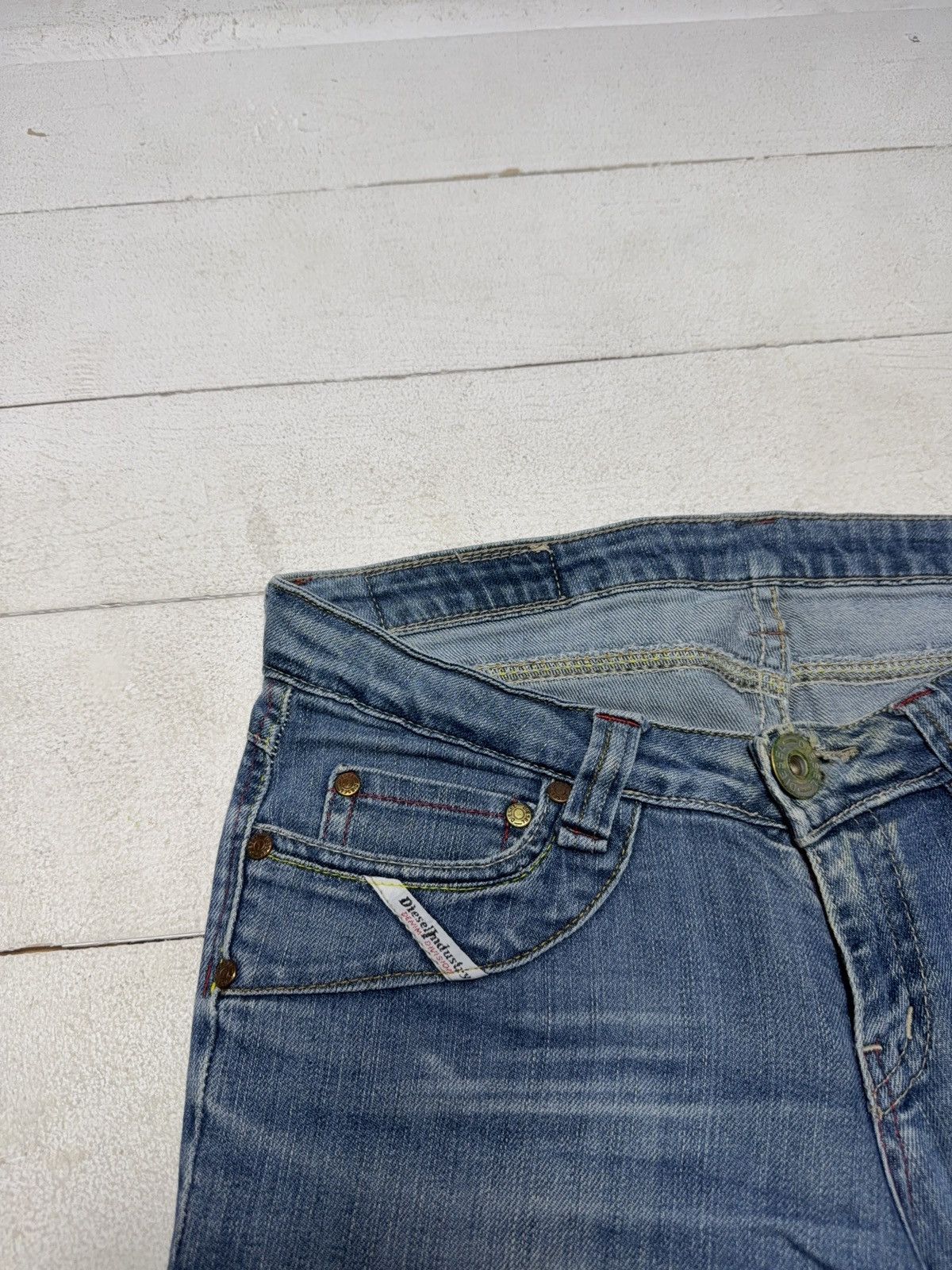 Diesel 90s Retro Y2K Diesel Industry Y2K Bootcut Flared Jeans Denim Size 30" / US 8 / IT 44 - 9 Thumbnail
