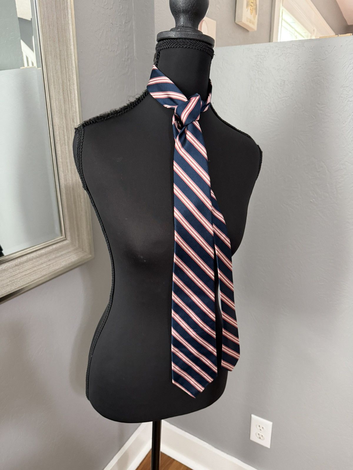 Bert Pulitzer VTG Bert Pulitzer Foley’s Striped Silk Neck Tie Size ONE SIZE - 1 Thumbnail