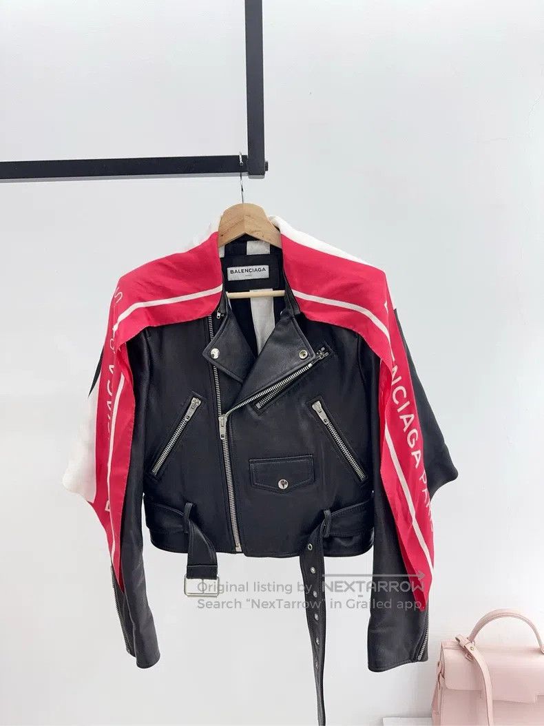 Balenciaga Black Leather Jacket Size 36 Scarf Removable