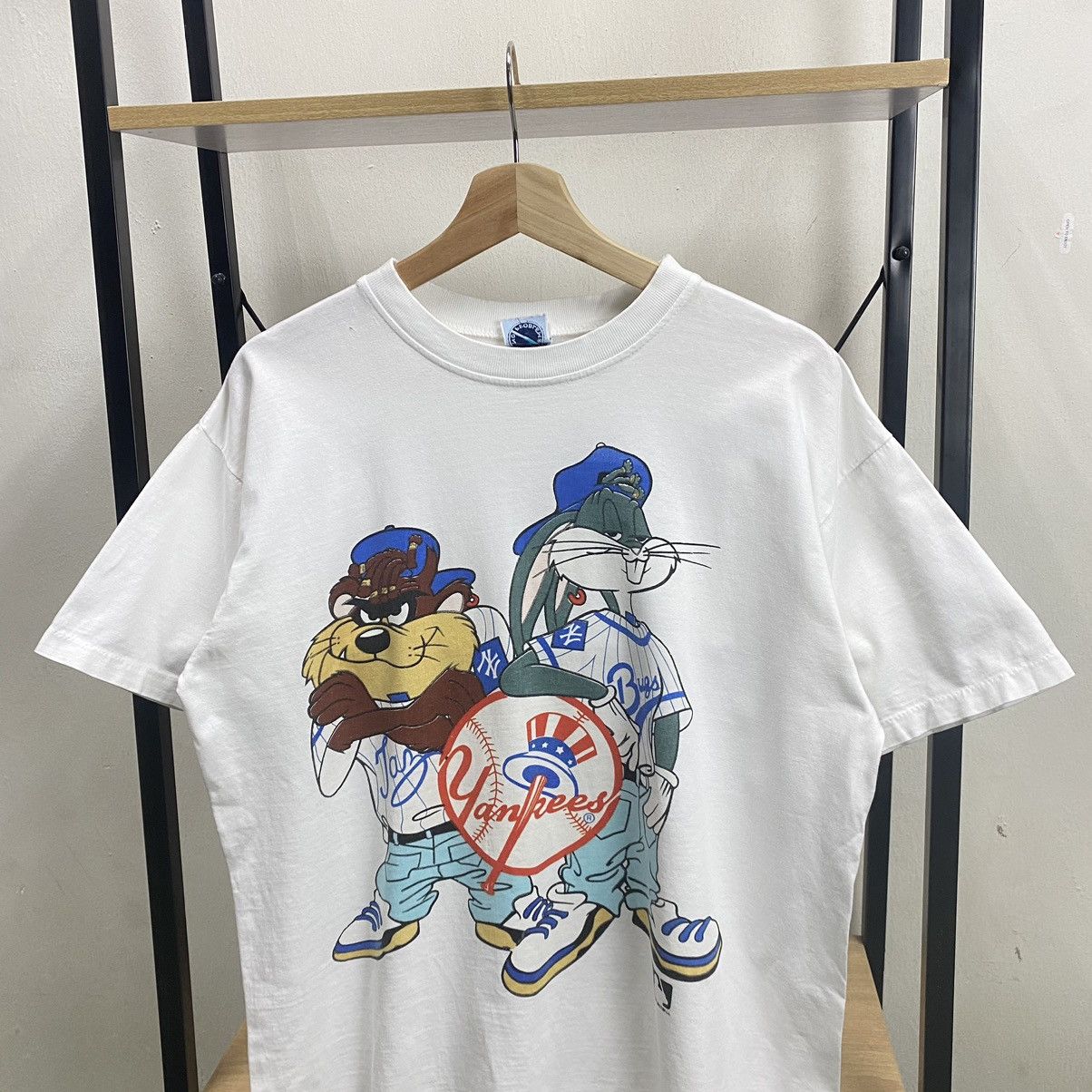 Cartoon Network × Vintage × Warner Bros Vintage Tazmania Warner bros x MLB Yankees Tshirt 1993 Size US M / EU 48-50 / 2 - 3 Thumbnail