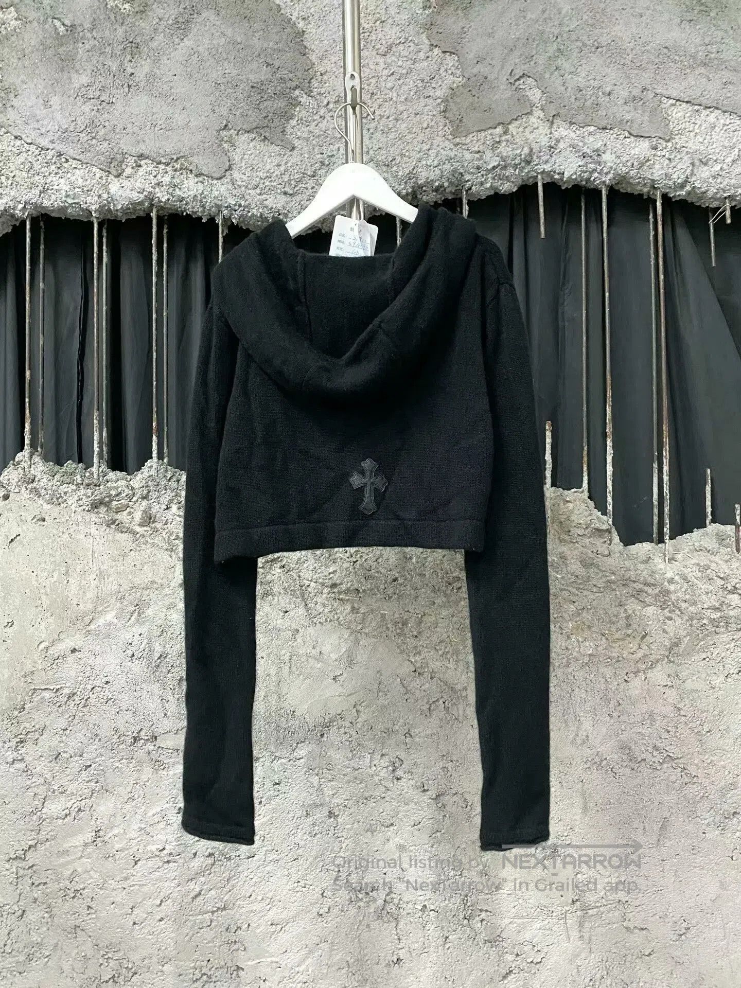Chrome Hearts chrome hearts cropped zip hoodie in black. Size US M / EU 48-50 / 2 - 2 Thumbnail