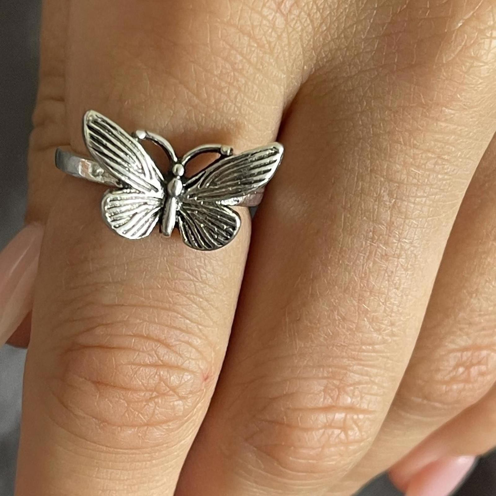 Rip Curl Silver alloy butterfly ring Size ONE SIZE - 1 Thumbnail